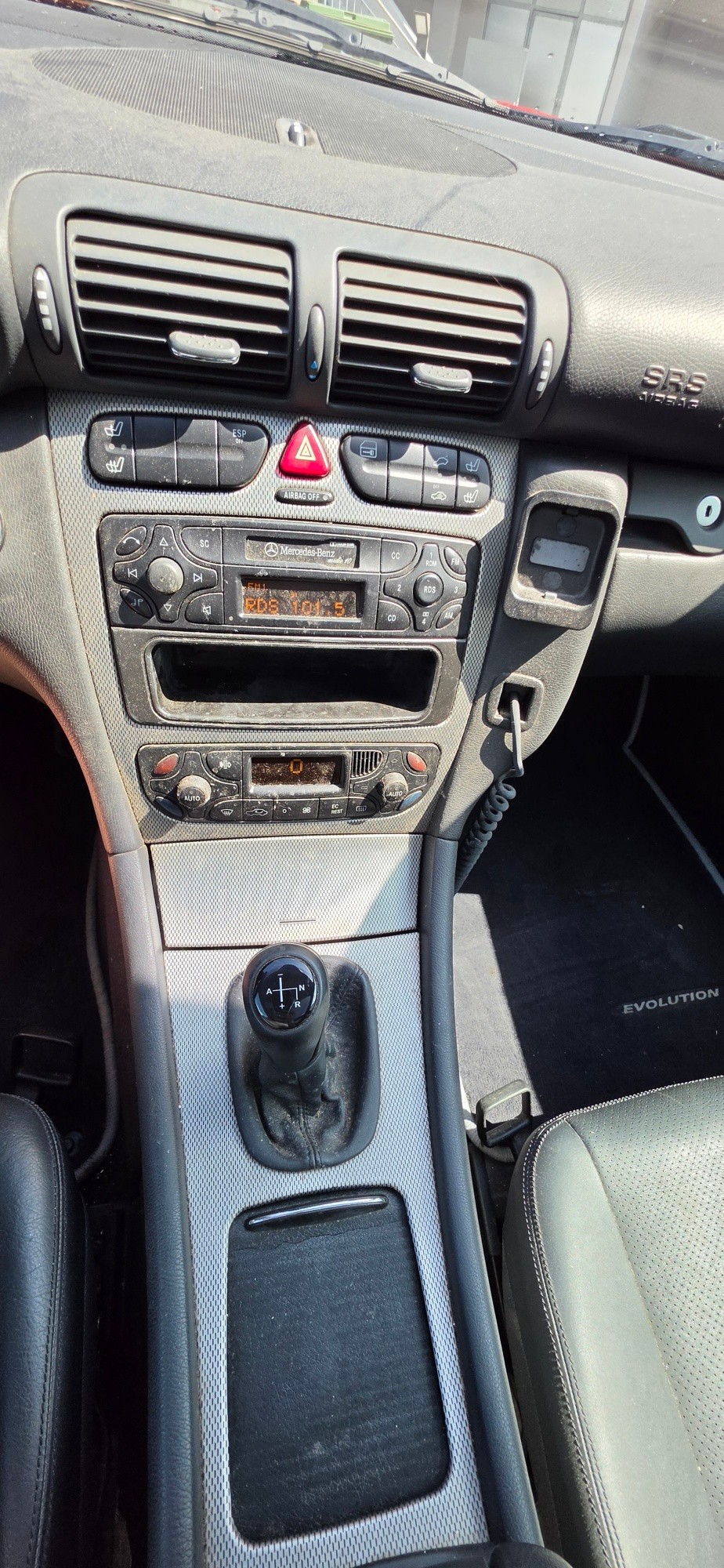 MERCEDES-BENZ C 200 Kompressor-image-17