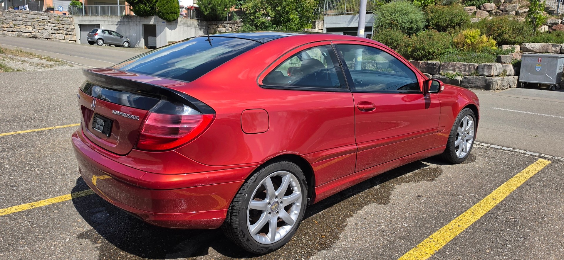 MERCEDES-BENZ C 200 Kompressor-image-7