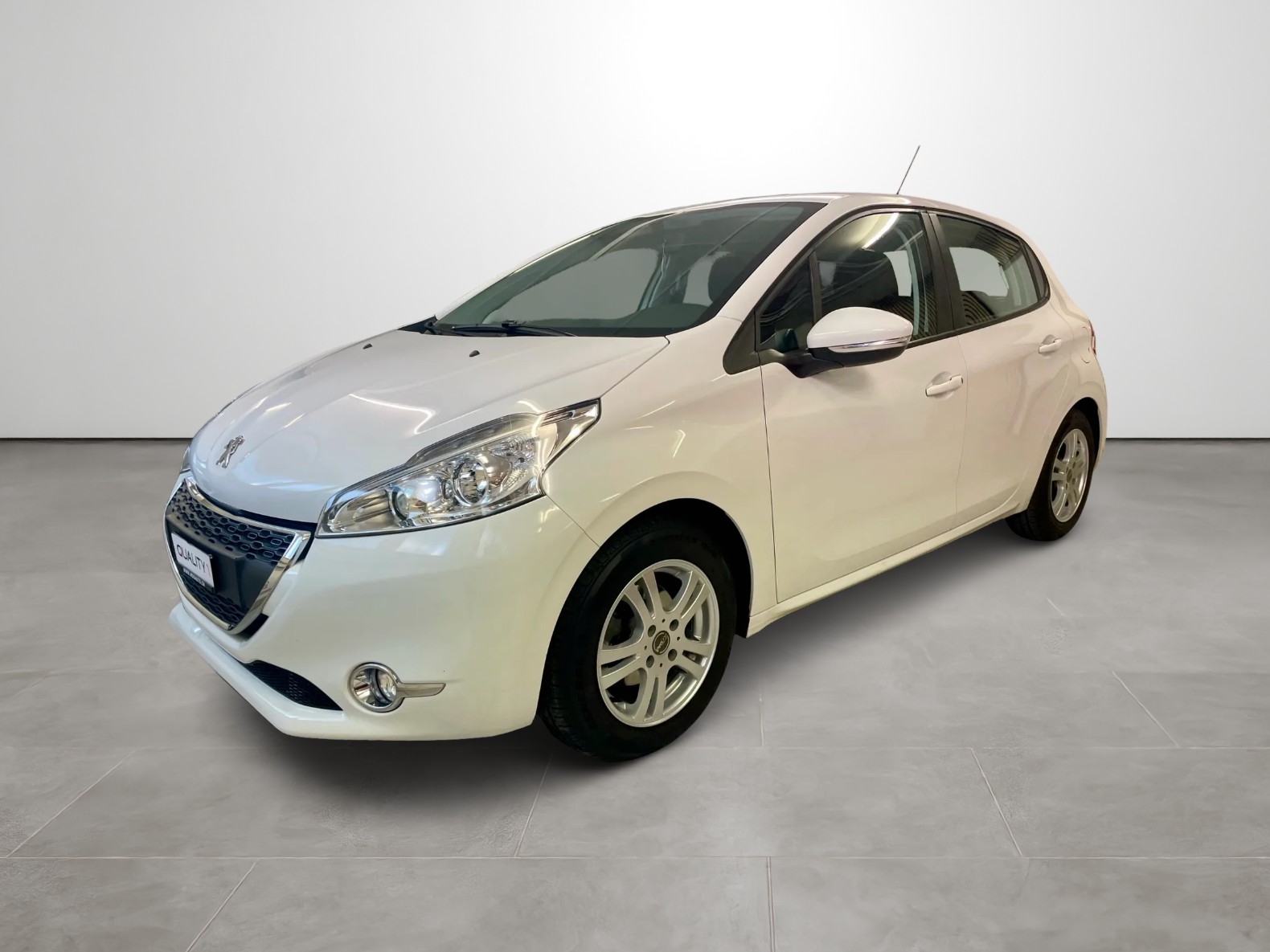 PEUGEOT 208 1.2 VTI Active-image-0