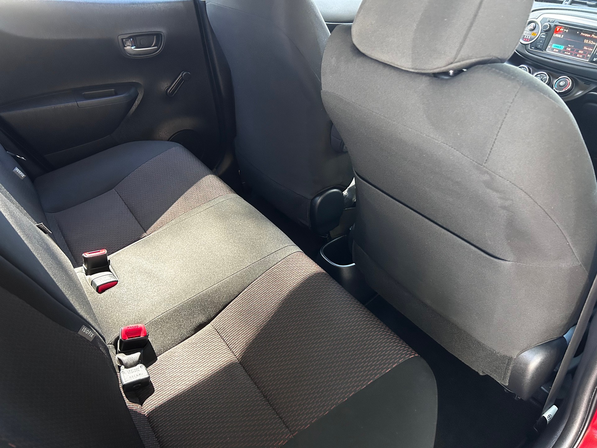 TOYOTA Yaris 1.33 Luna Multidrive-image-6