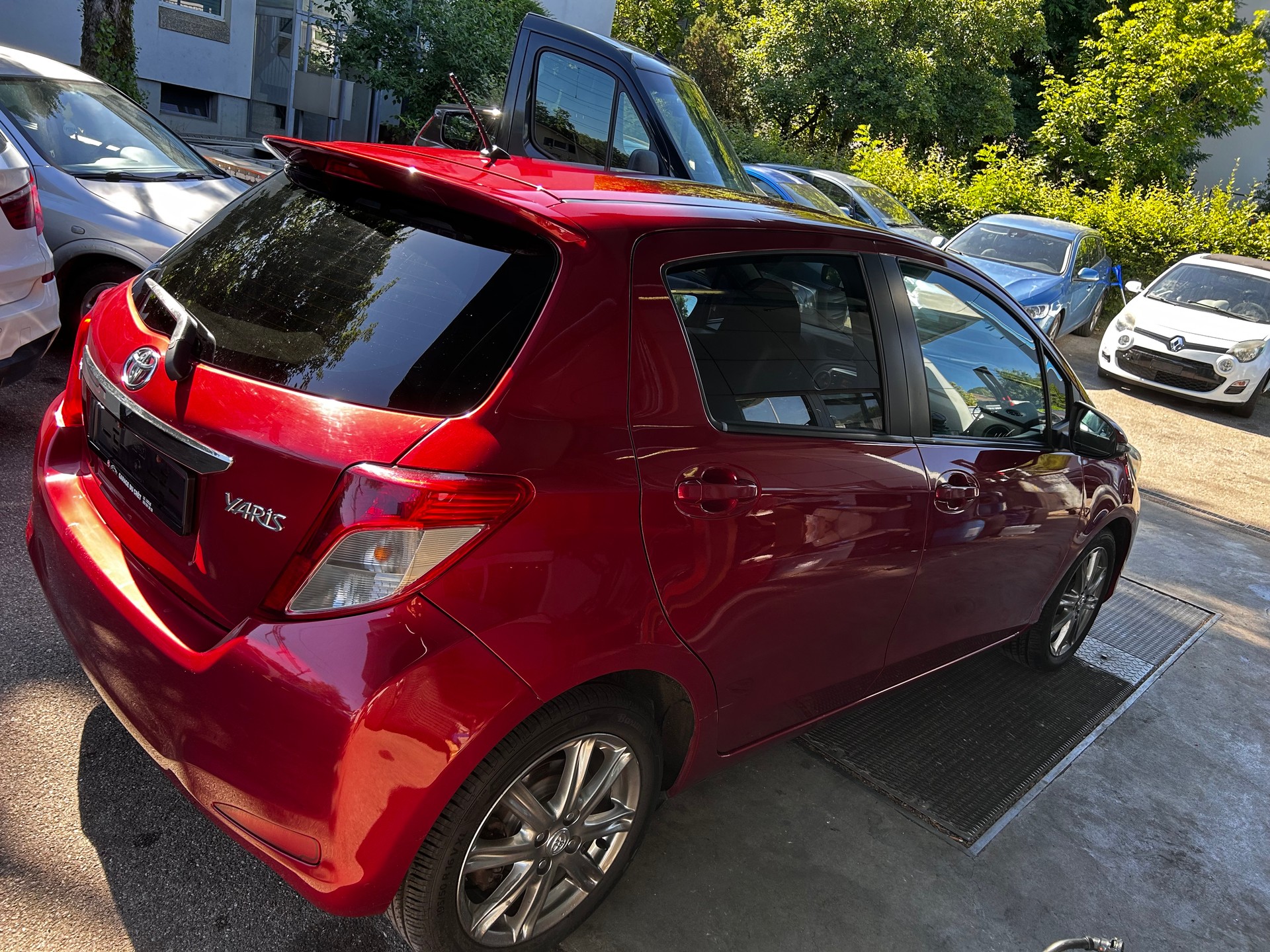 TOYOTA Yaris 1.33 Luna Multidrive-image-4