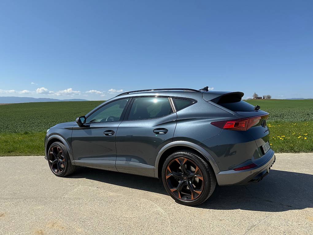 CUPRA FORMENTOR-image-1