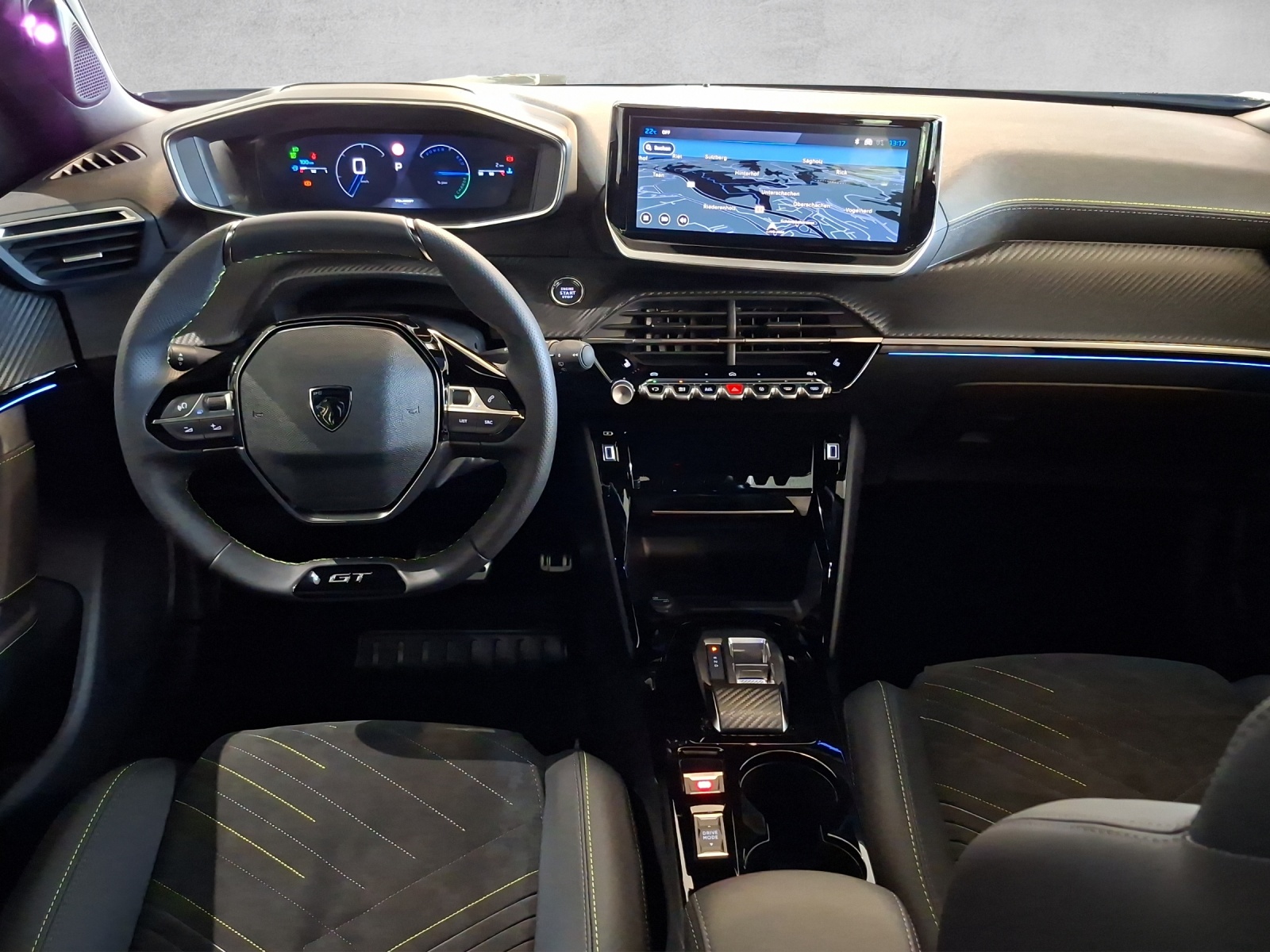 PEUGEOT 2008 1.2 Hybrid 145 GT Exclusive-image-8