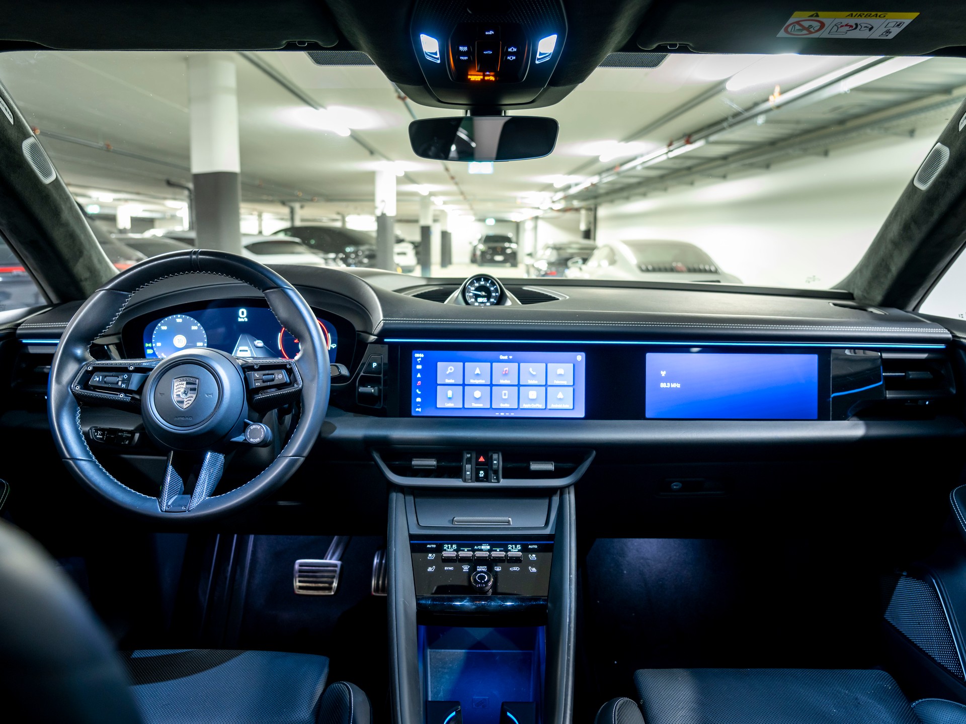 PORSCHE Macan Turbo 100kWh-image-21
