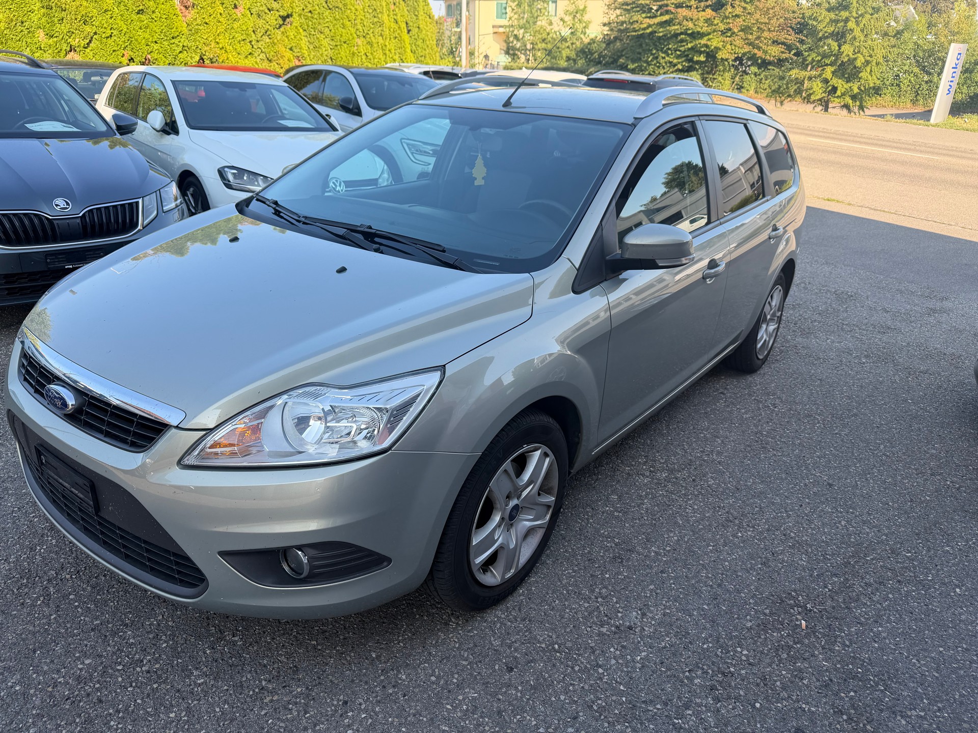 FORD Focus 1.6i VCT Carving-image-2