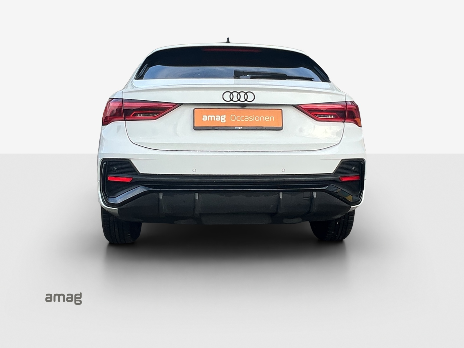 AUDI Q3 Sportback 45 TFSI e S line Attraction S-tronic-image-3