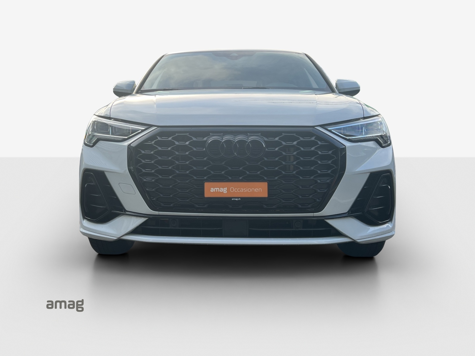 AUDI Q3 Sportback 45 TFSI e S line Attraction S-tronic-image-6