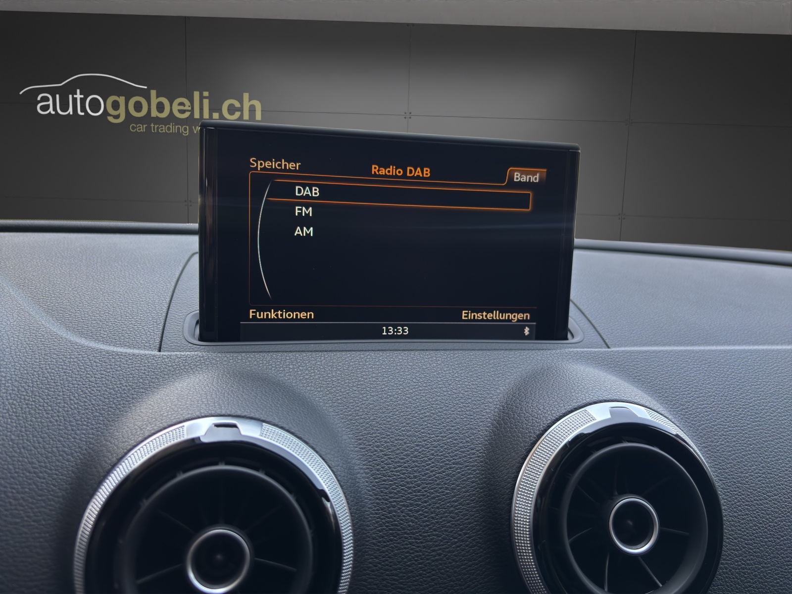 AUDI RS3 2.5 TSI quattro S-tronic-image-7