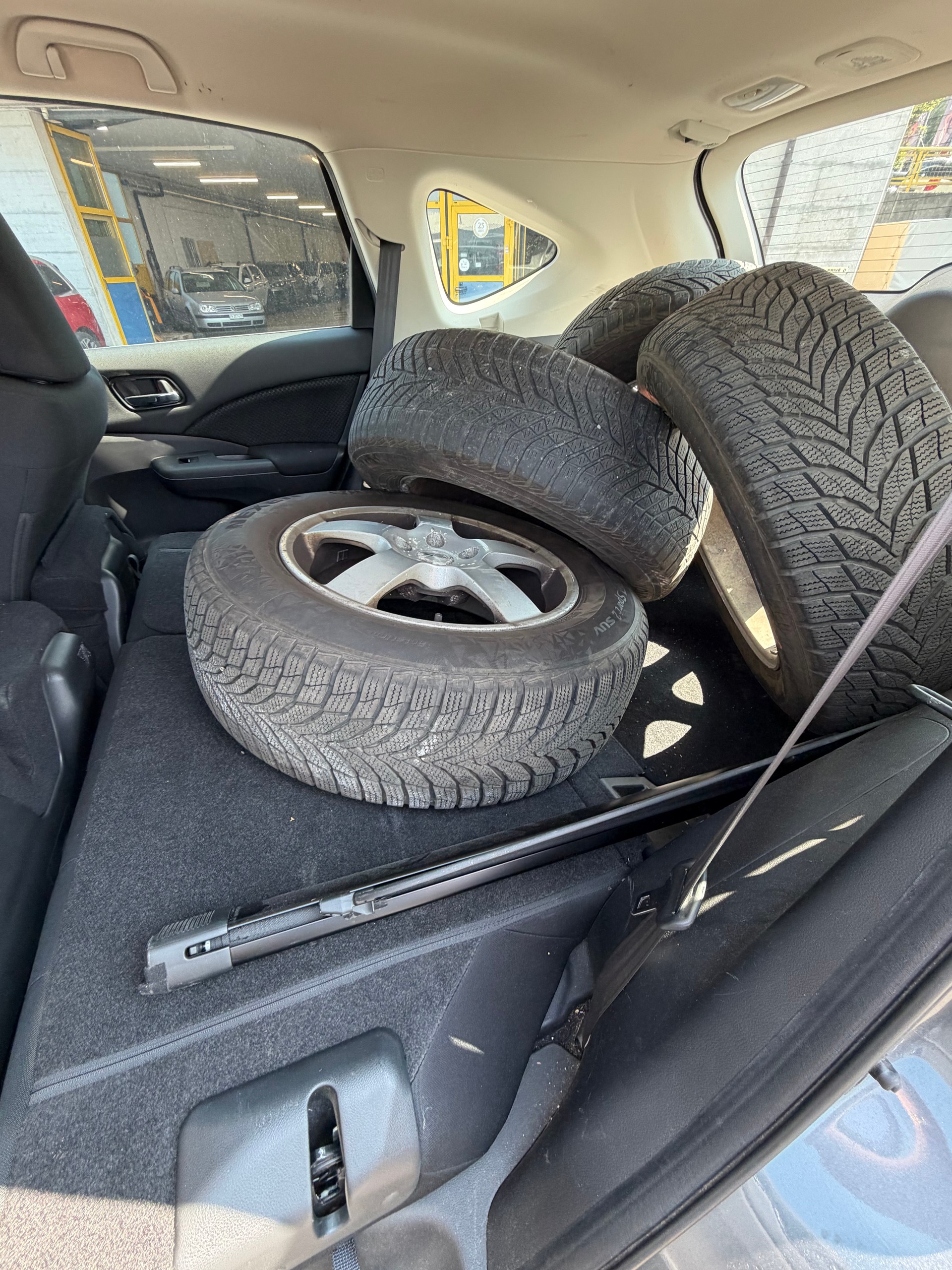 HONDA CR-V 1.6 i-DTEC Elegance 4WD Automatic-image-9