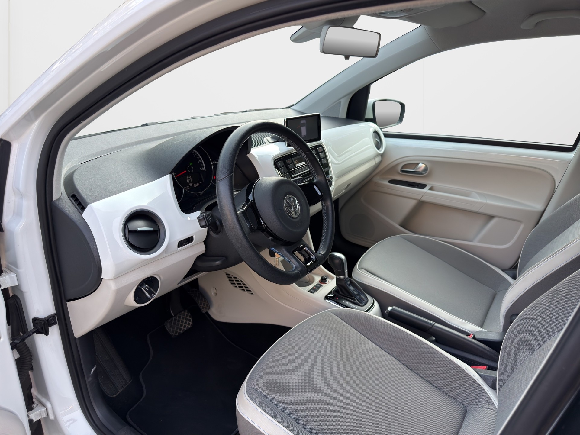 VW e-Up-image-9