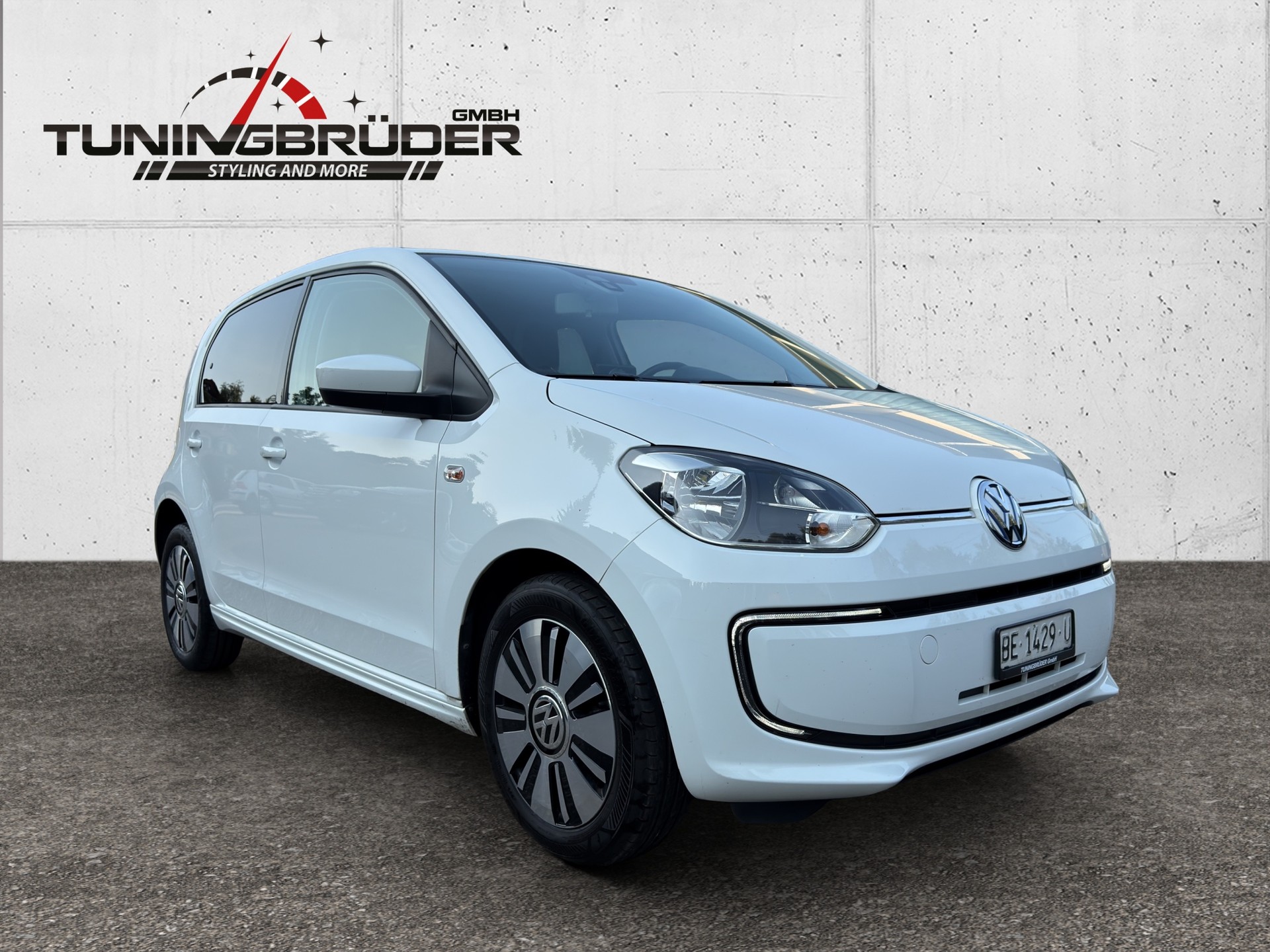 VW e-Up-image-0