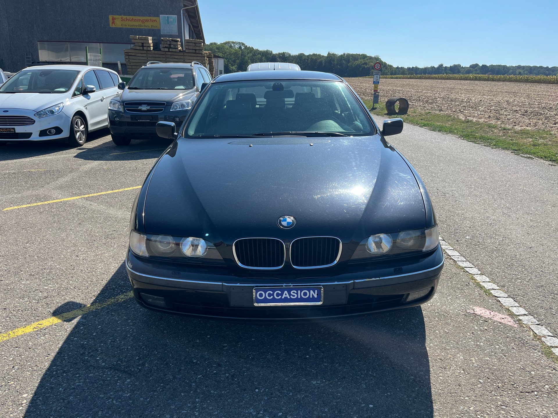 BMW 528i-image-3
