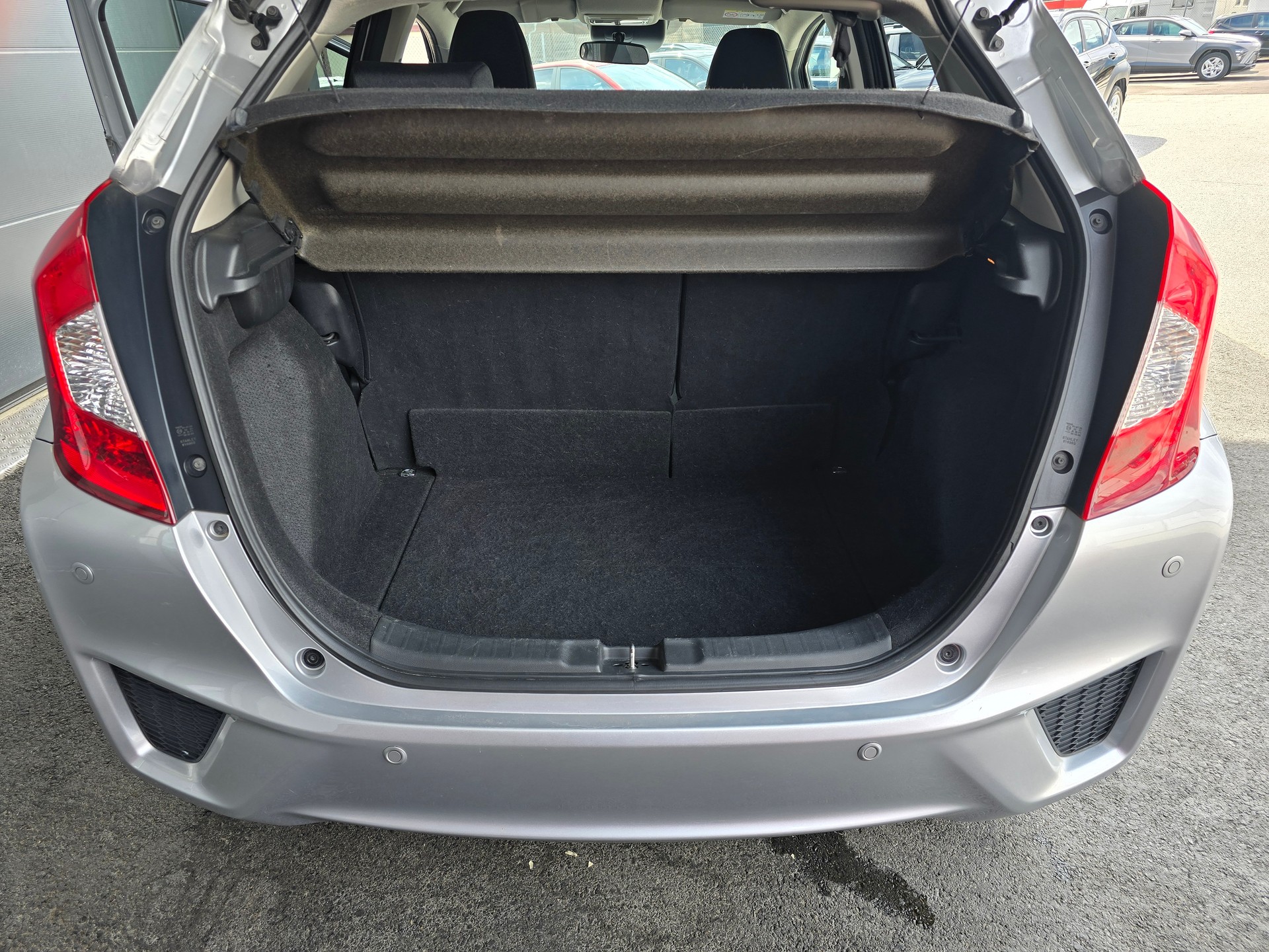HONDA Jazz 1.3i-VTEC Elegance-image-9