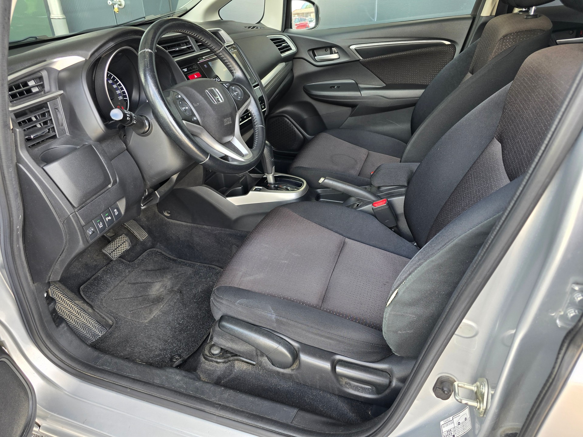 HONDA Jazz 1.3i-VTEC Elegance-image-2