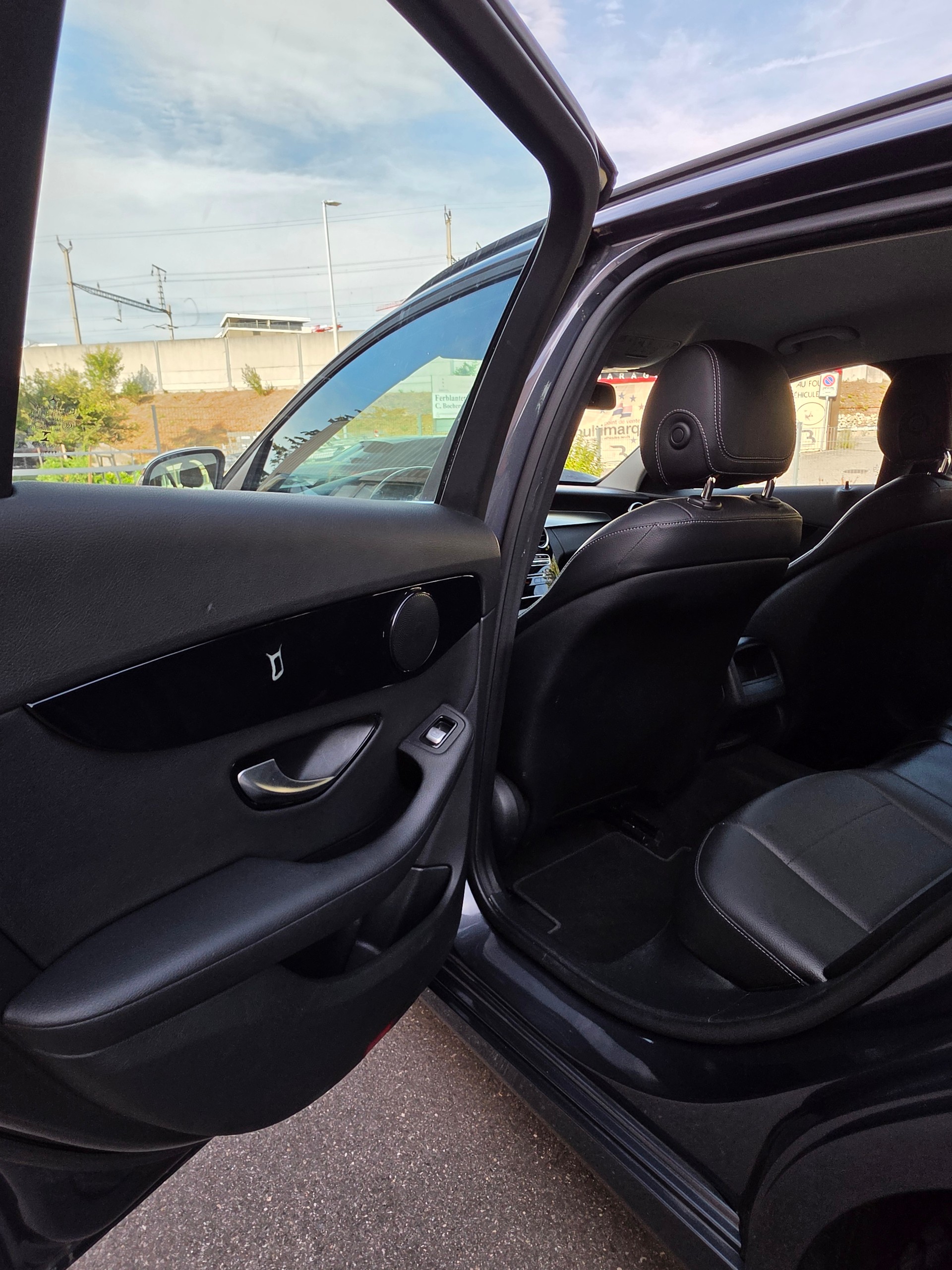 MERCEDES-BENZ C 200 CDI Elégance 7G-Tronic-image-13