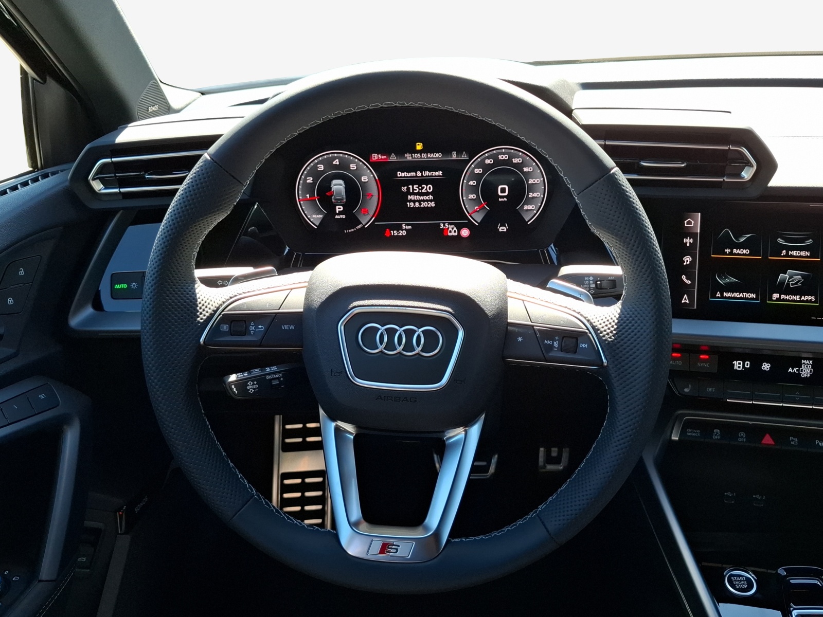 AUDI A3 Sportback TFSI 150 kW quattro S line S tronic-image-9