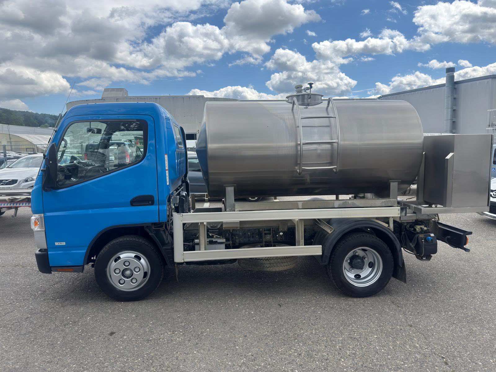 MITSUBISHI FUSO Canter 6S15 Milchwagen-image-4