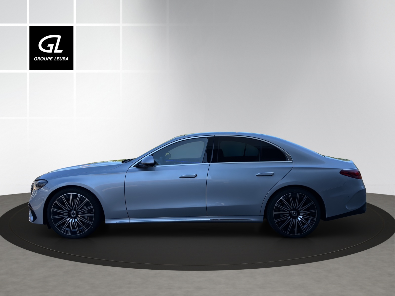 MERCEDES-BENZ E 220 d 4Matic 9G-Tronic-showroom-element-2