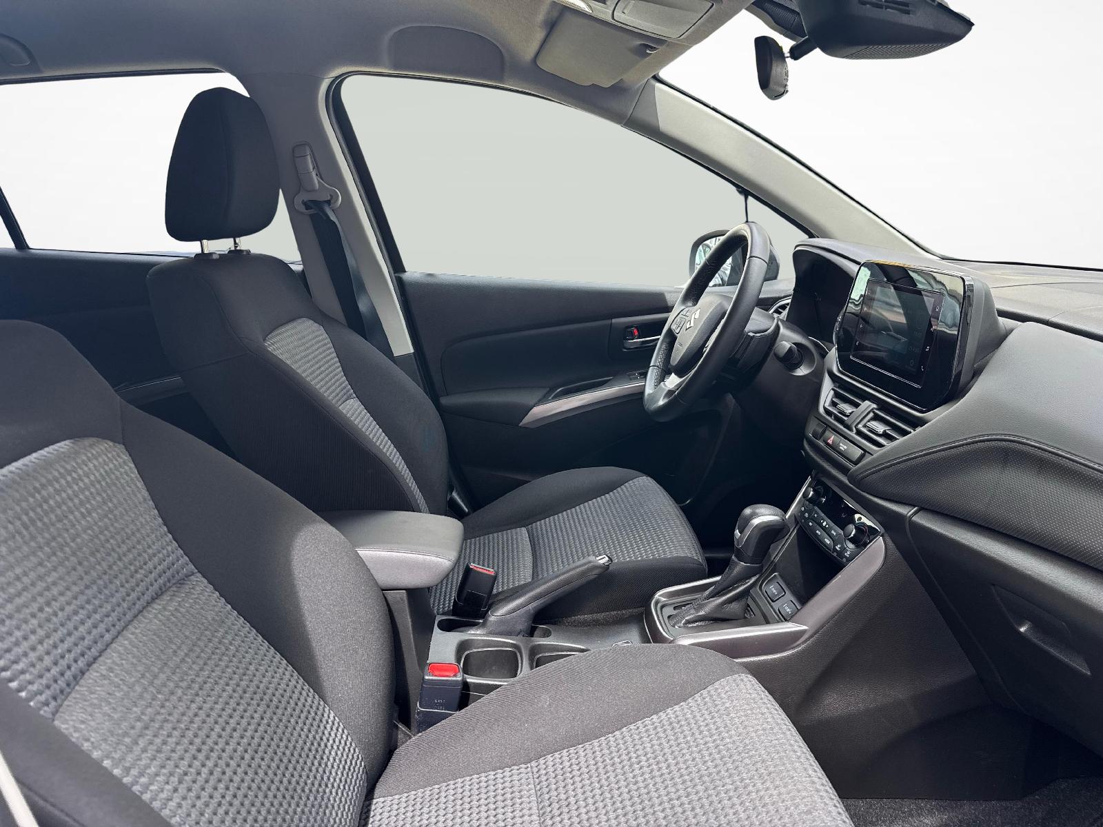 SUZUKI S-Cross 1.5 Compact+ Hybrid 4x4-image-9