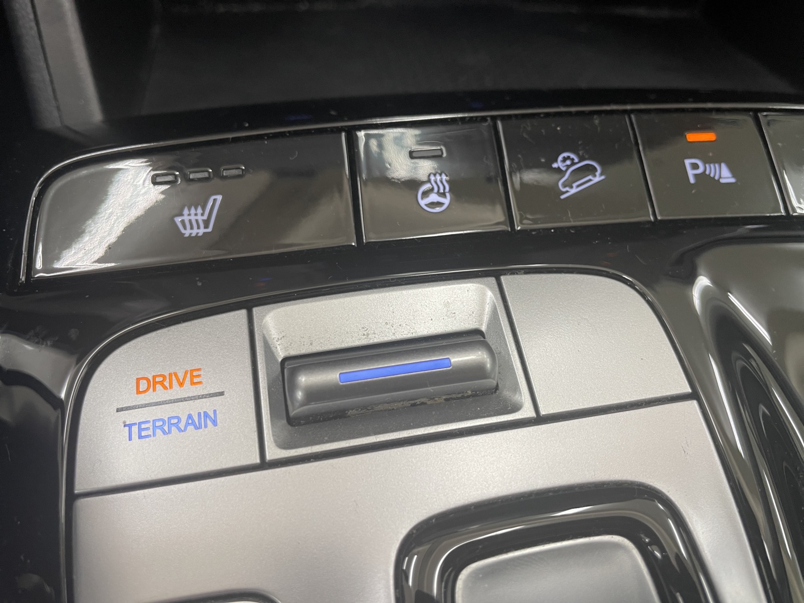 HYUNDAI Tucson 1.6 T-GDi HEV Amplia 4WD-image-12