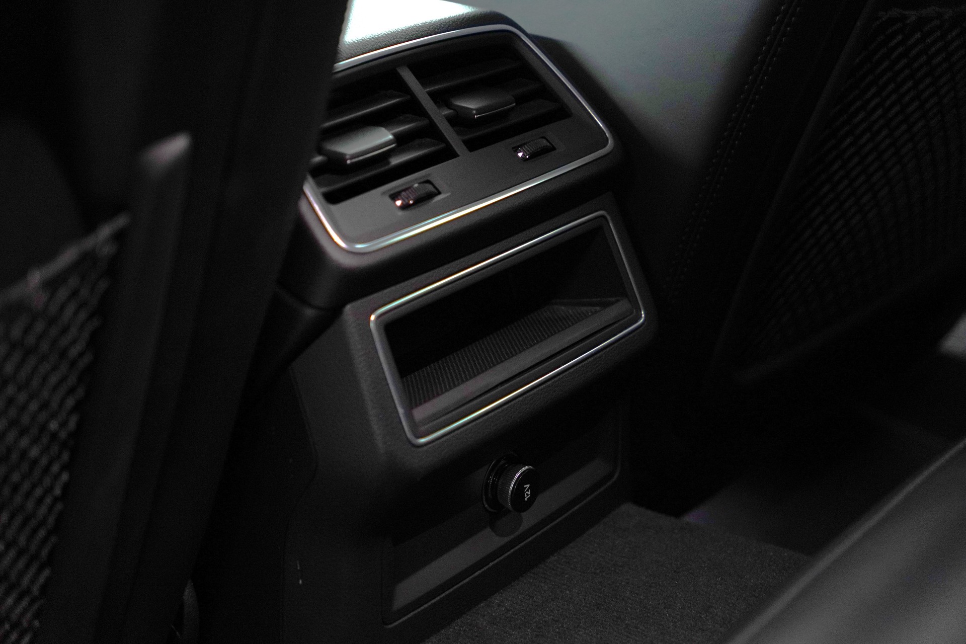 AUDI A6 Avant 55 TFSI quattro S-tronic-image-19