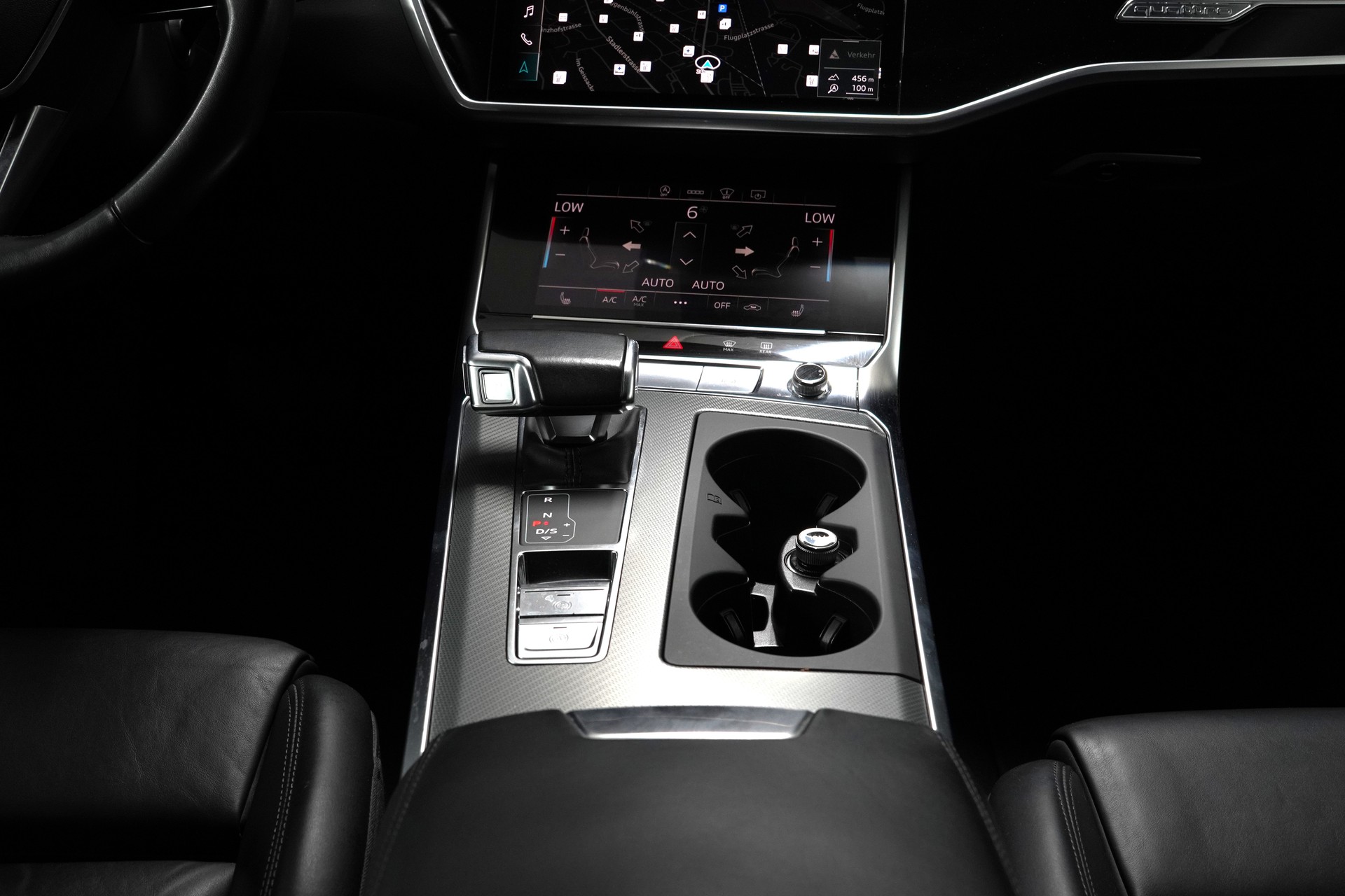 AUDI A6 Avant 55 TFSI quattro S-tronic-image-15