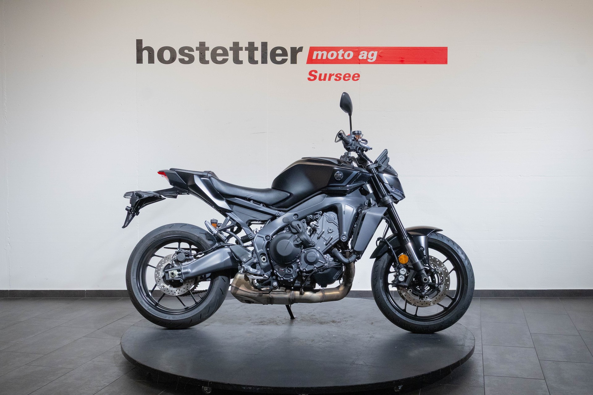 YAMAHA MT-09-showroom-element-1