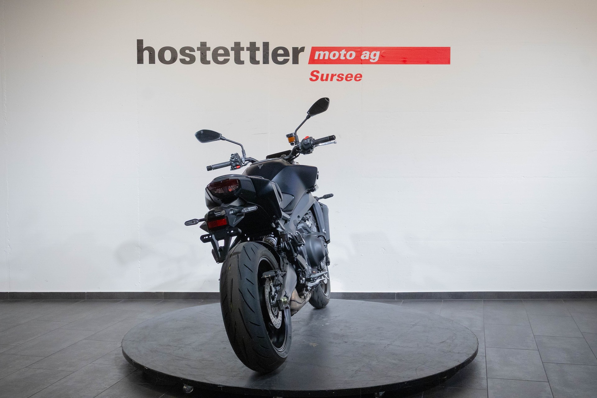 YAMAHA MT-09-showroom-element-3