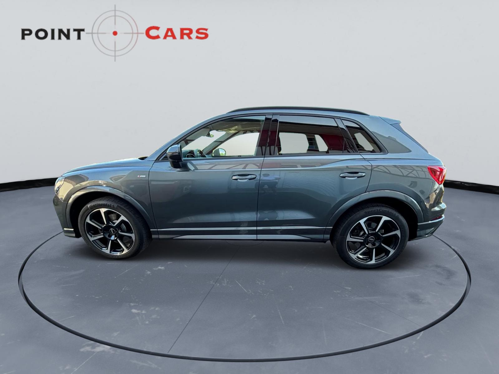 AUDI Q3 40 TDI S line quattro S-tronic-image-1