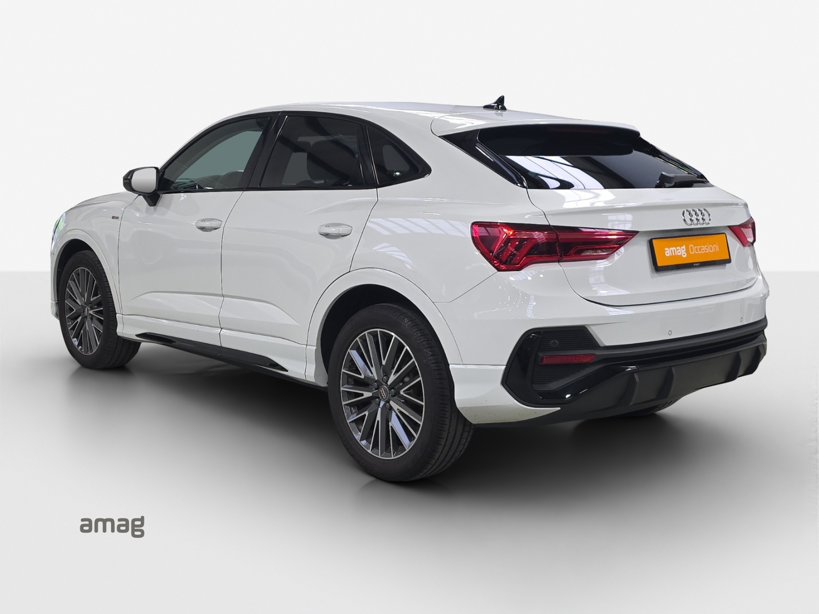 AUDI Q3 Sportback 35 TFSI S line S-tronic-image-2