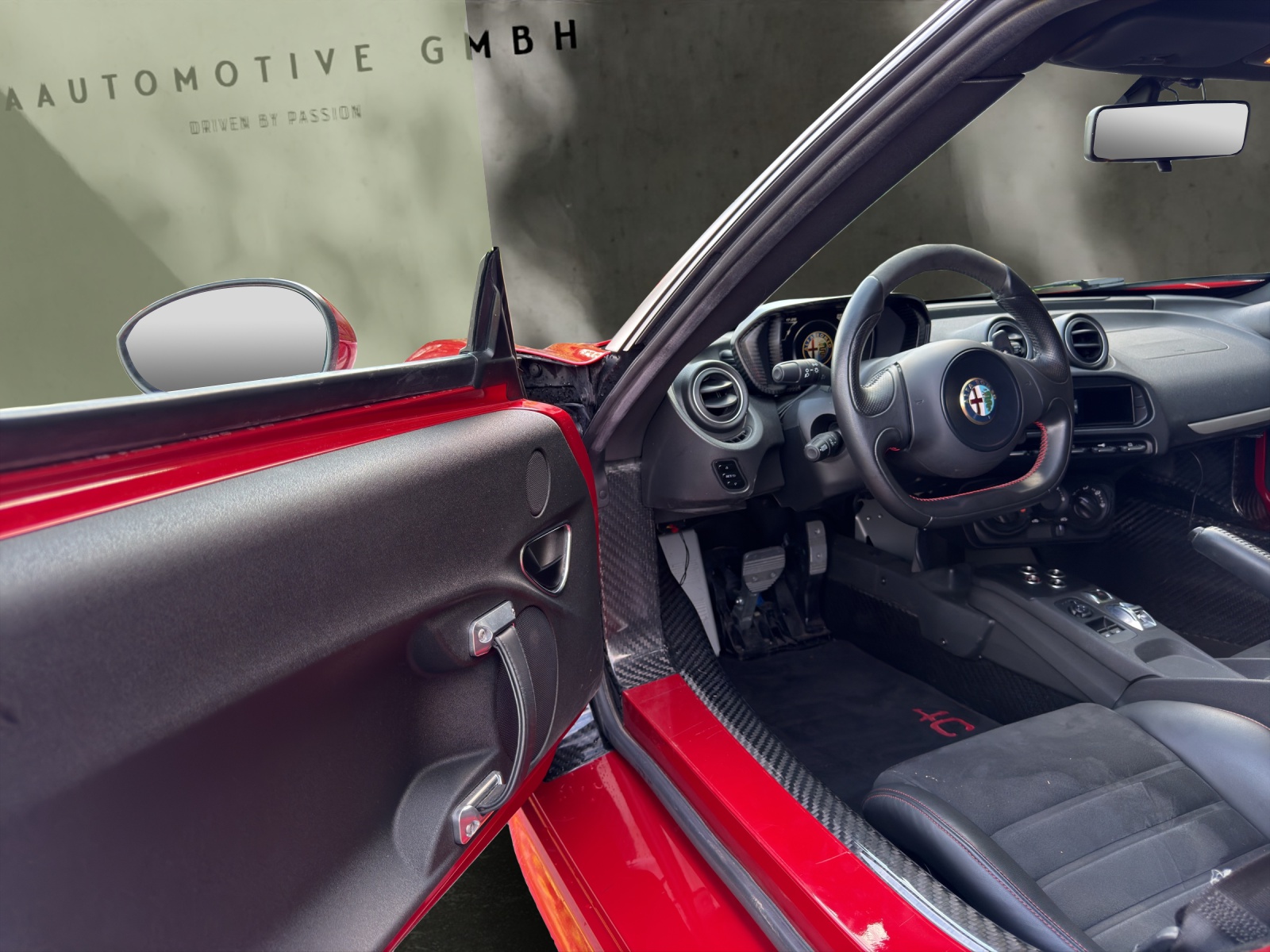 ALFA ROMEO 4C 1750 TBi TCT-image-14