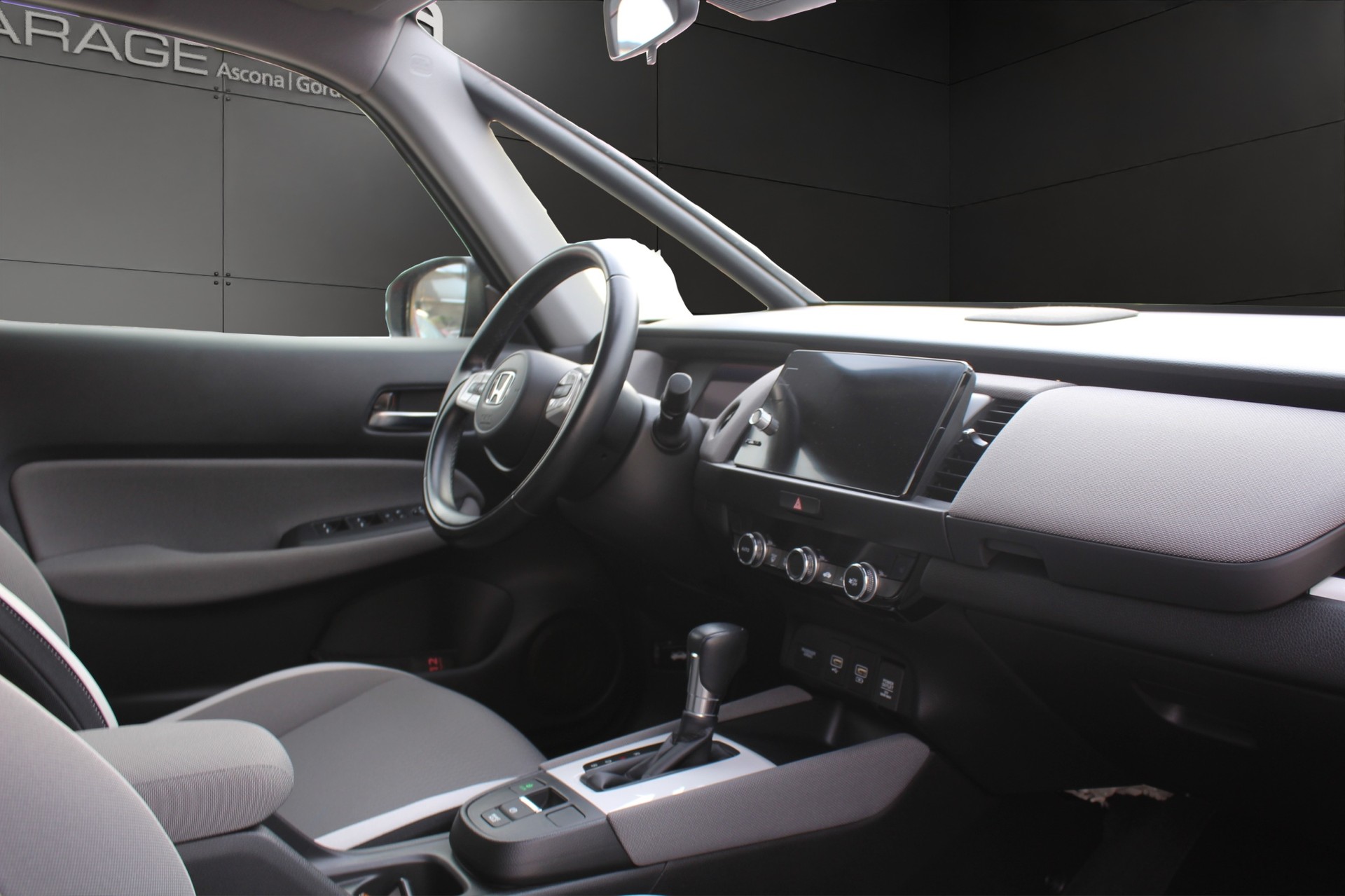 HONDA Jazz 1.5 i-MMD Crosstar Executive-image-8