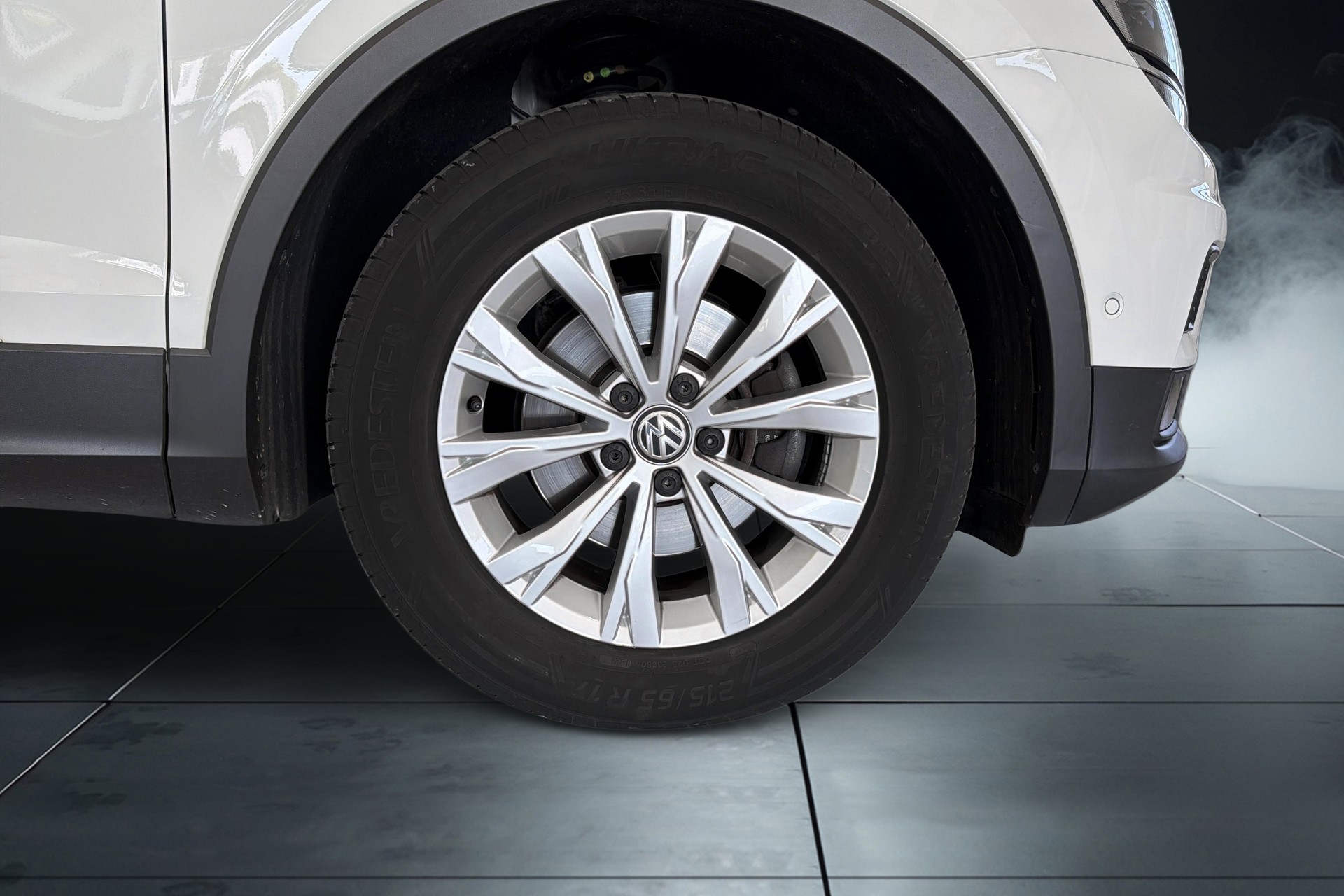 VW Tiguan 1.4TSI Comfortline 4Motion DSG-image-3