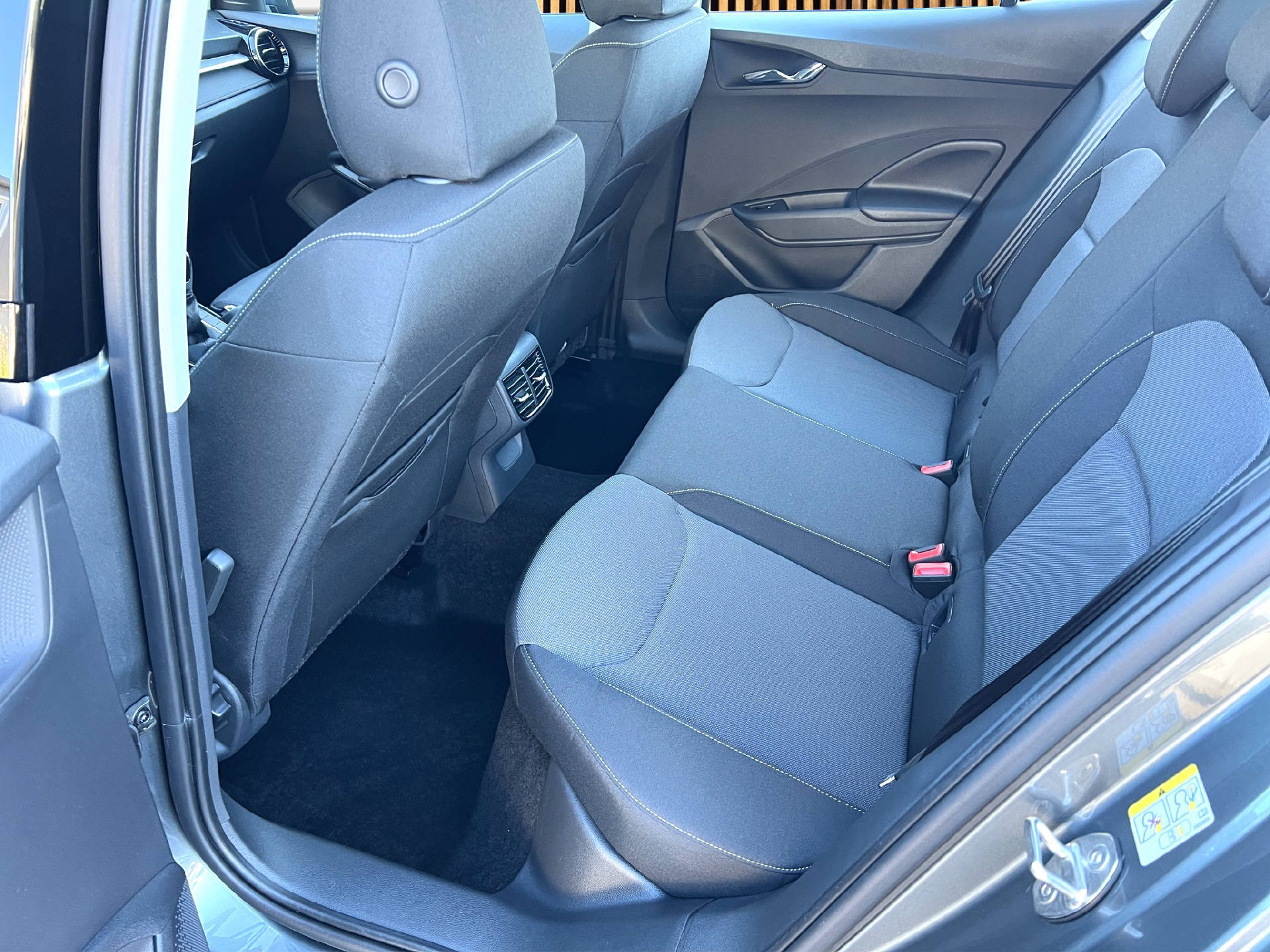 SKODA Fabia 1.0 TSI Extra DSG-image-15