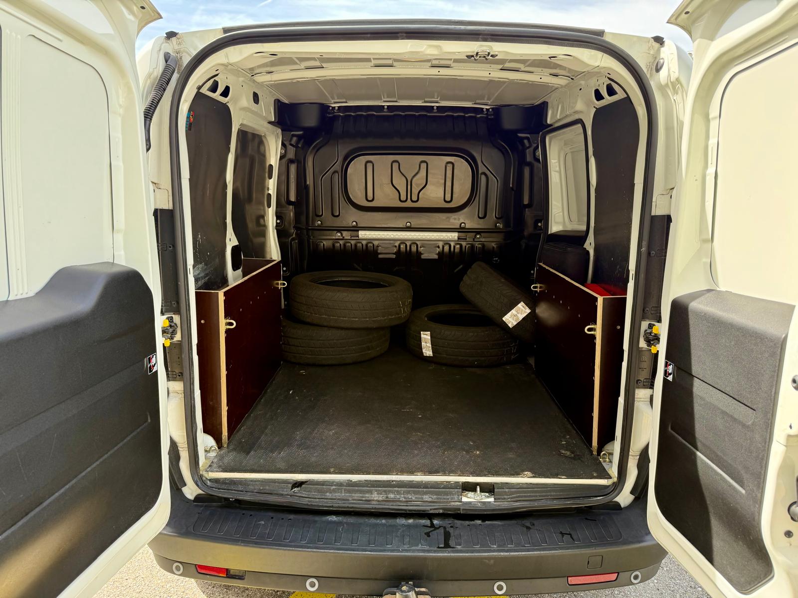 FIAT Doblò 1.4 MPI Cargo Swiss-image-16