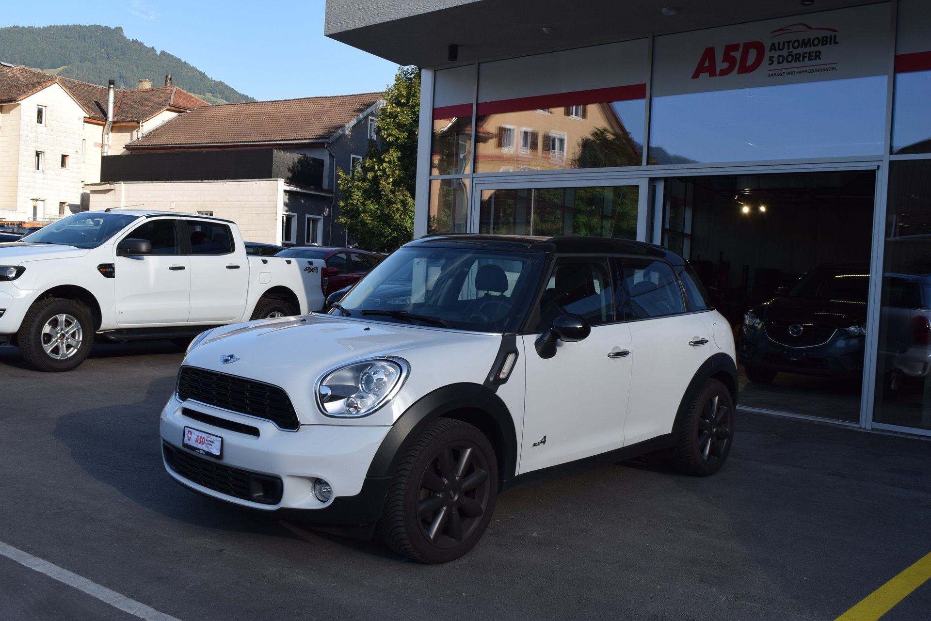 MINI Countryman Cooper S ALL4 Steptronic-image-1
