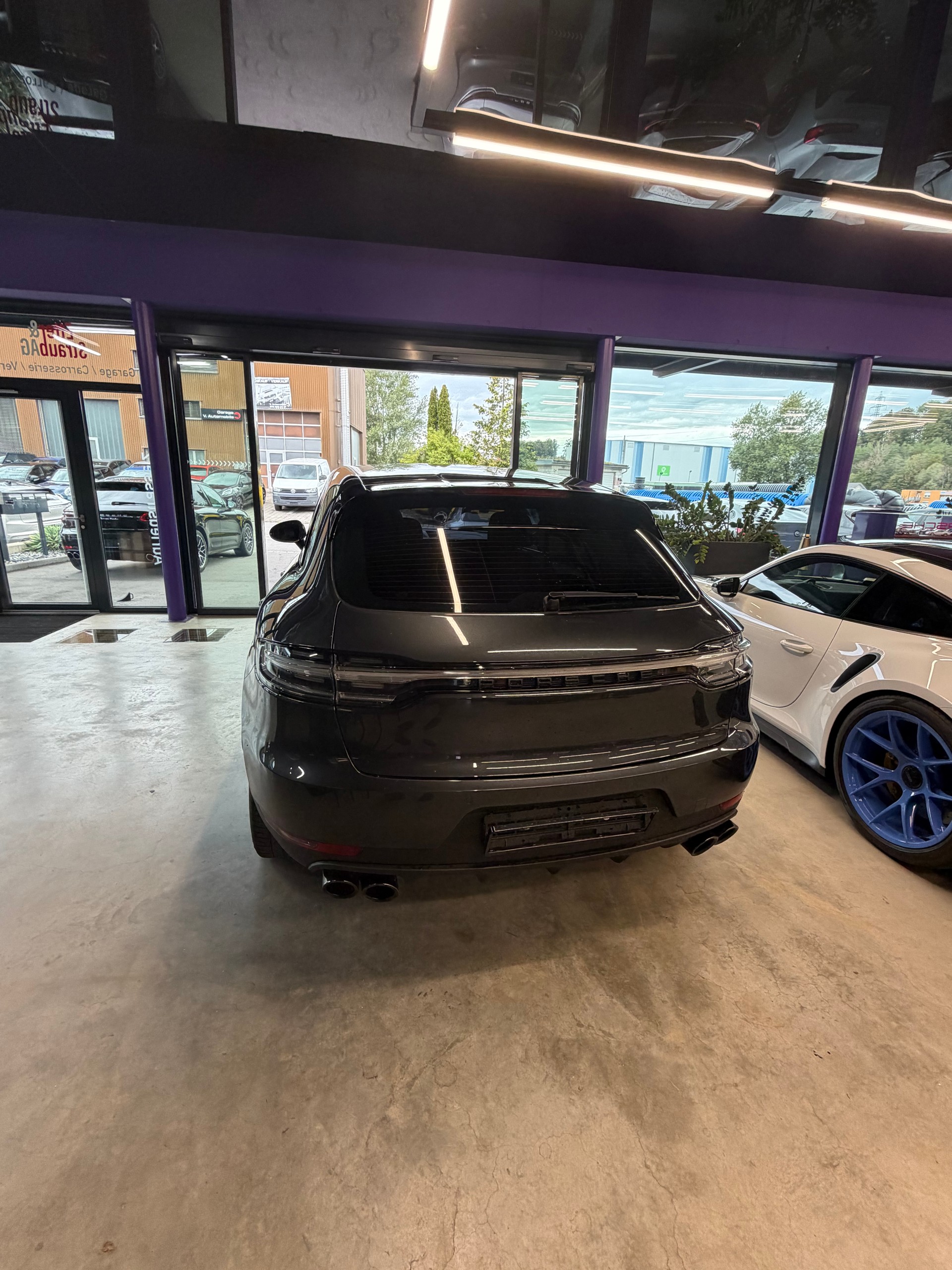 PORSCHE Macan PDK-image-4