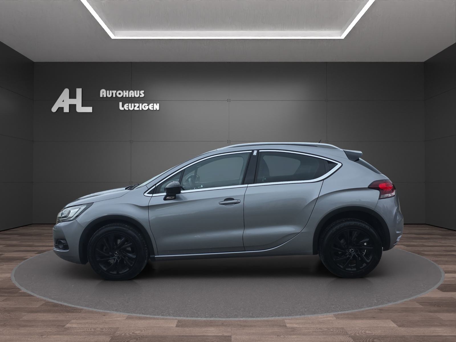 DS AUTOMOBILES DS 4 Crossback 2.0 BlueHDi SO Chic Automatic-image-1