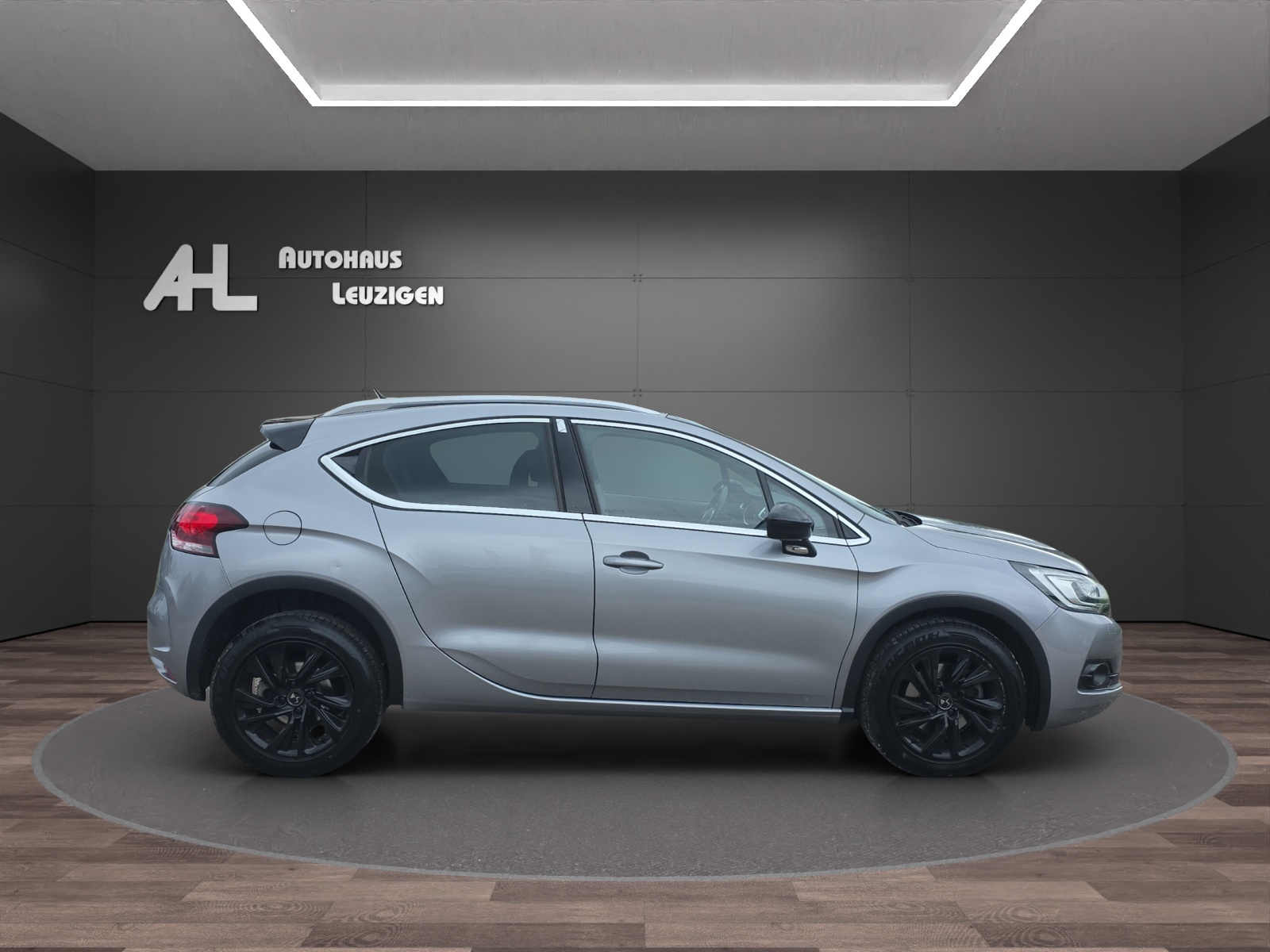 DS AUTOMOBILES DS 4 Crossback 2.0 BlueHDi SO Chic Automatic-image-5