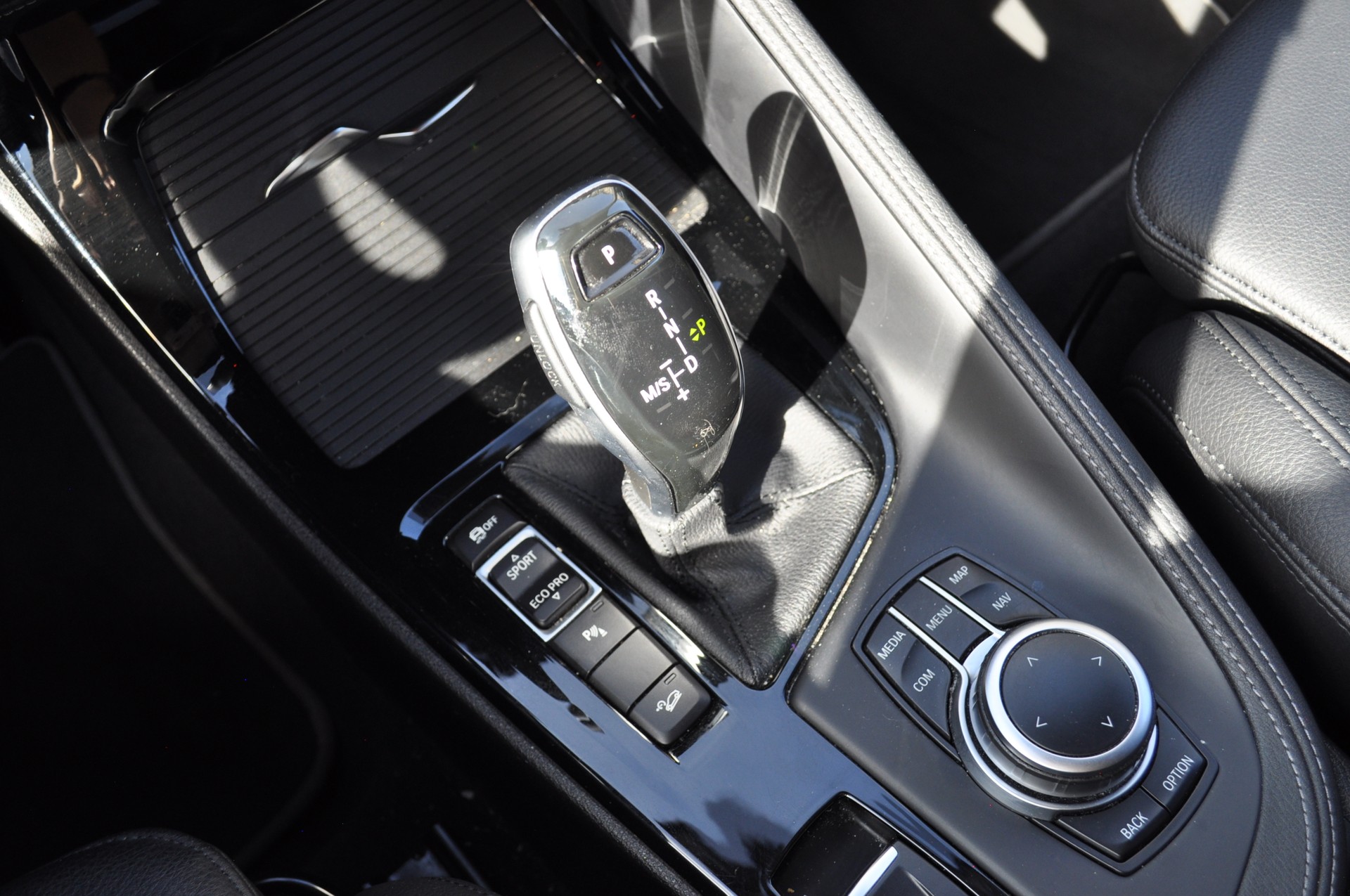 BMW X1 xDrive 18d Sport Line Fleet Edition Steptronic-image-14