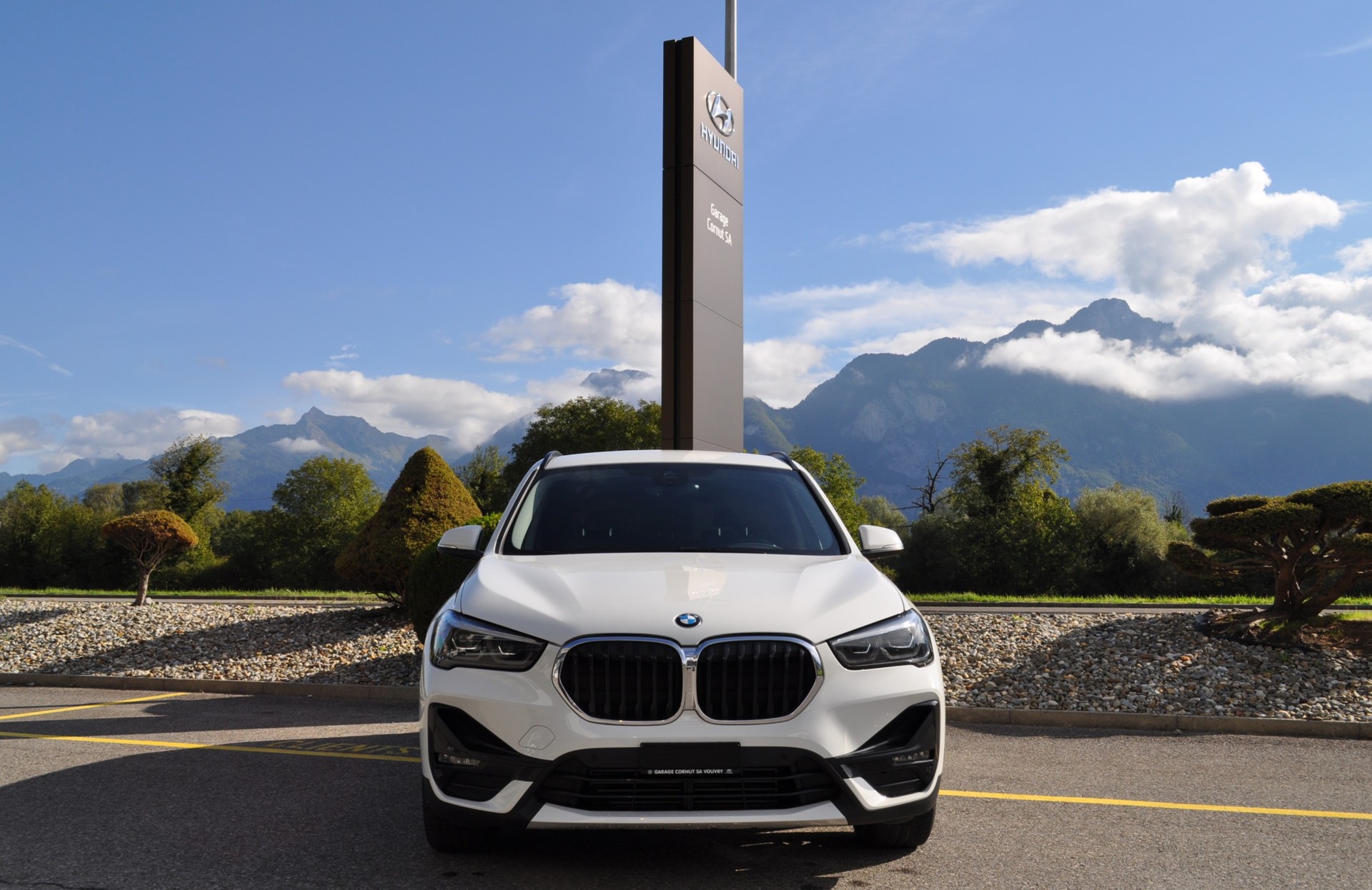 BMW X1 xDrive 18d Sport Line Fleet Edition Steptronic-image-1
