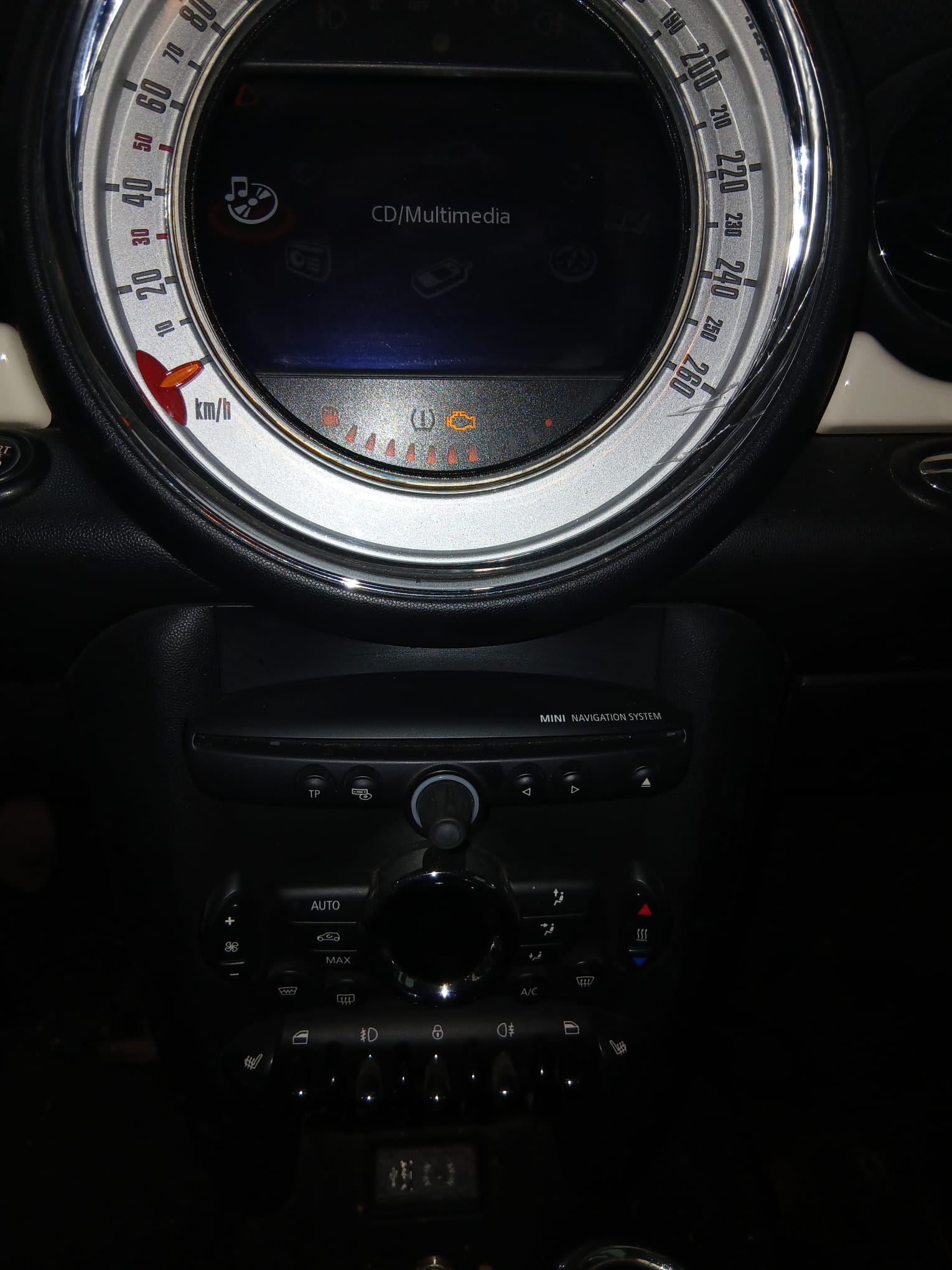 MINI Clubman Cooper D-image-2