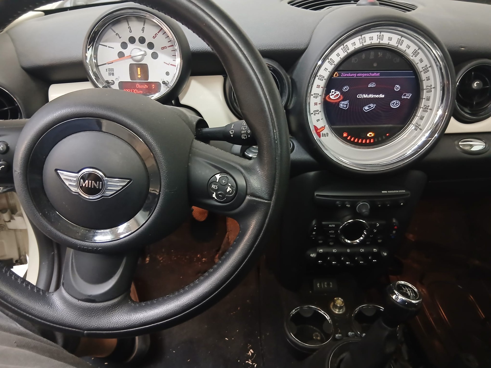 MINI Clubman Cooper D-image-3