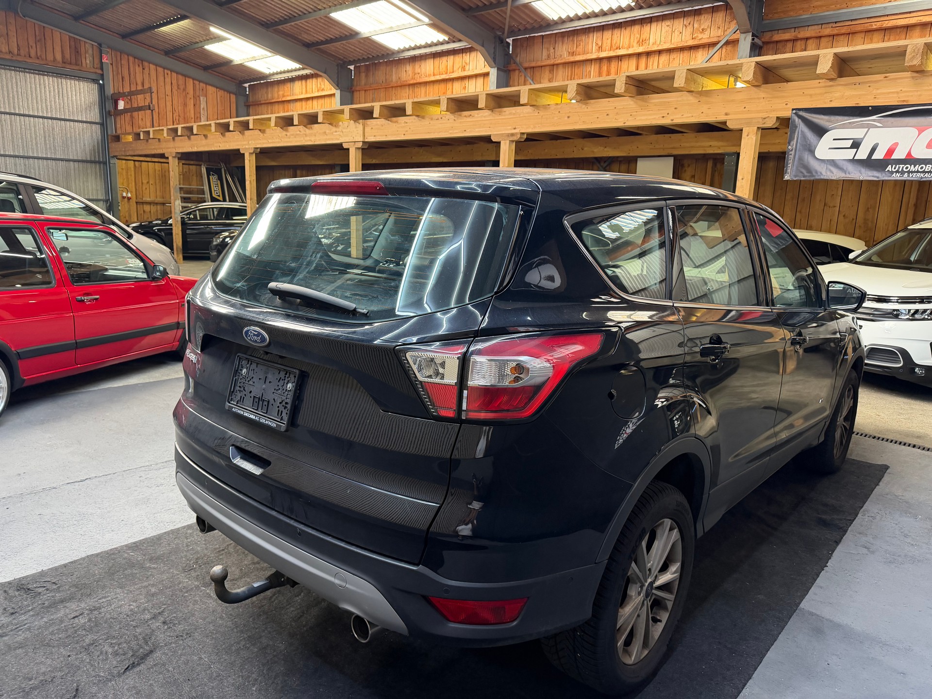 FORD Kuga 2.0 TDCi Titanium 4WD PowerShift-image-4