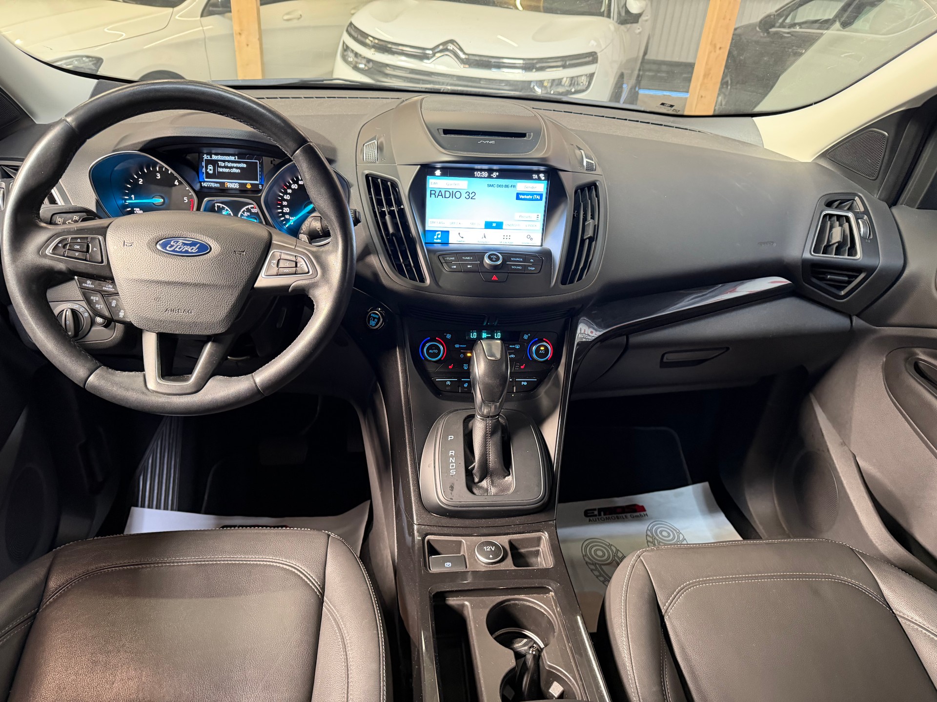 FORD Kuga 2.0 TDCi Titanium 4WD PowerShift-image-6