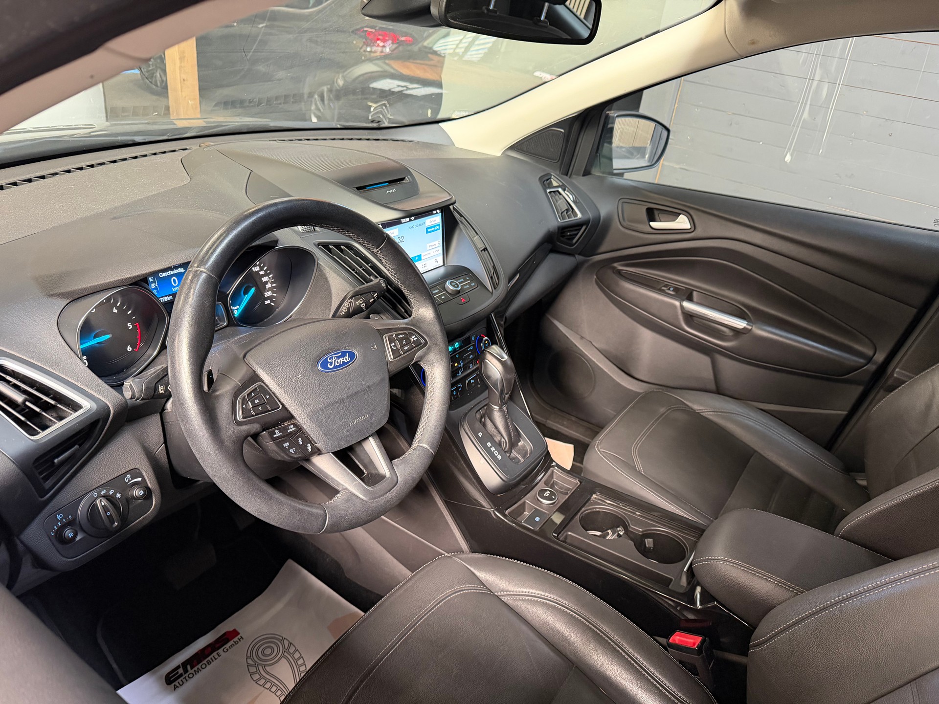 FORD Kuga 2.0 TDCi Titanium 4WD PowerShift-image-7