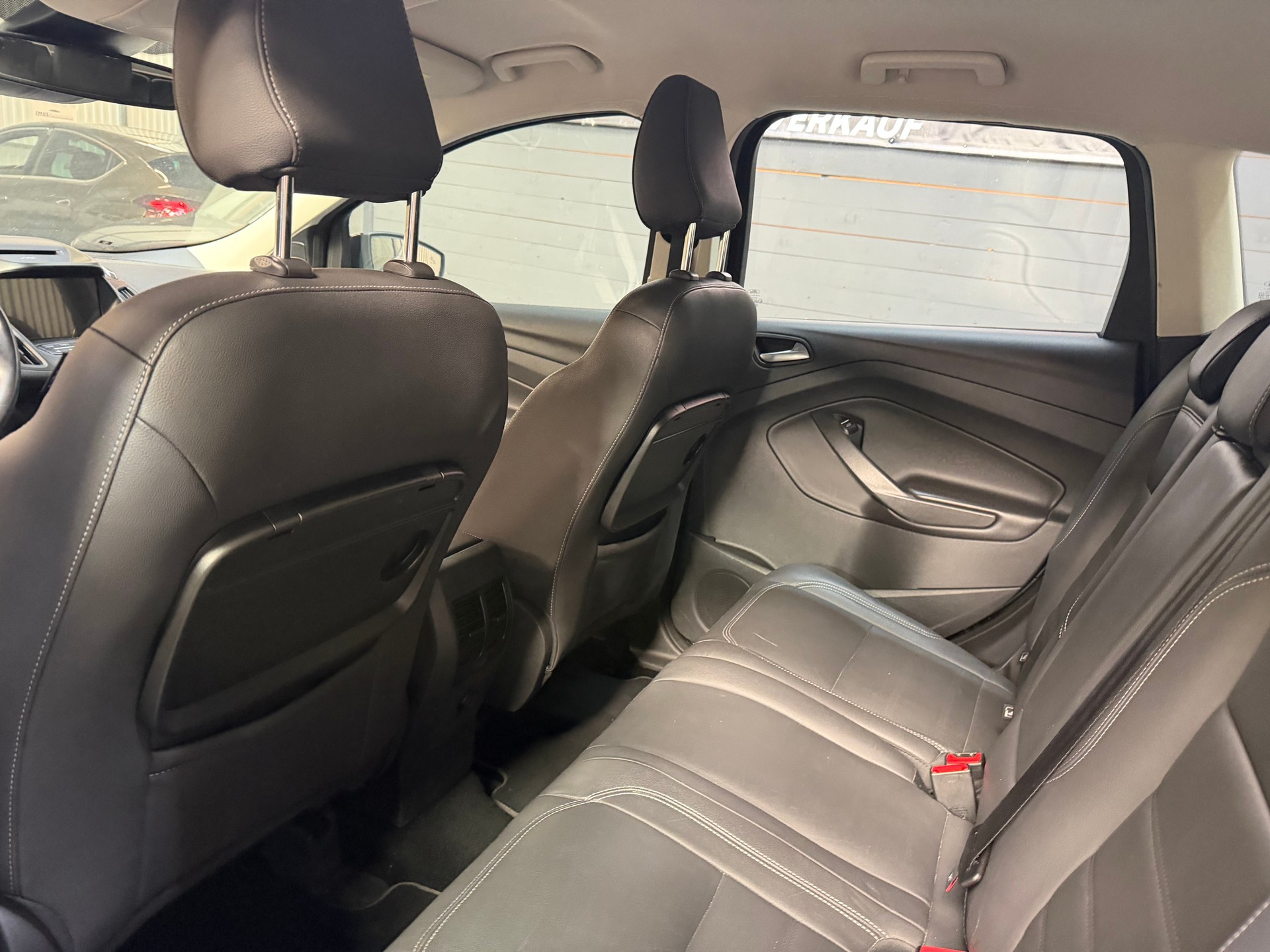 FORD Kuga 2.0 TDCi Titanium 4WD PowerShift-image-11