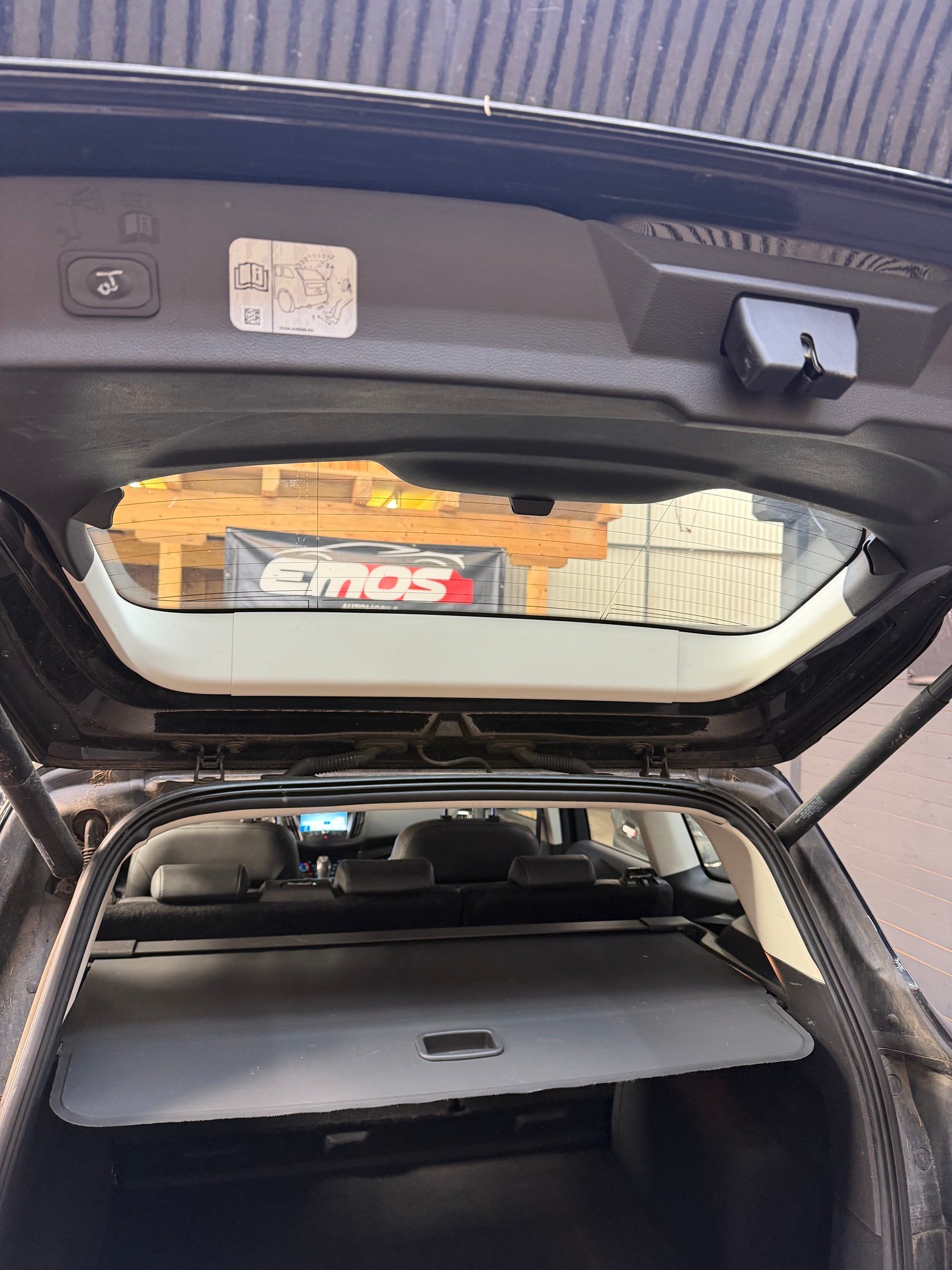 FORD Kuga 2.0 TDCi Titanium 4WD PowerShift-image-15