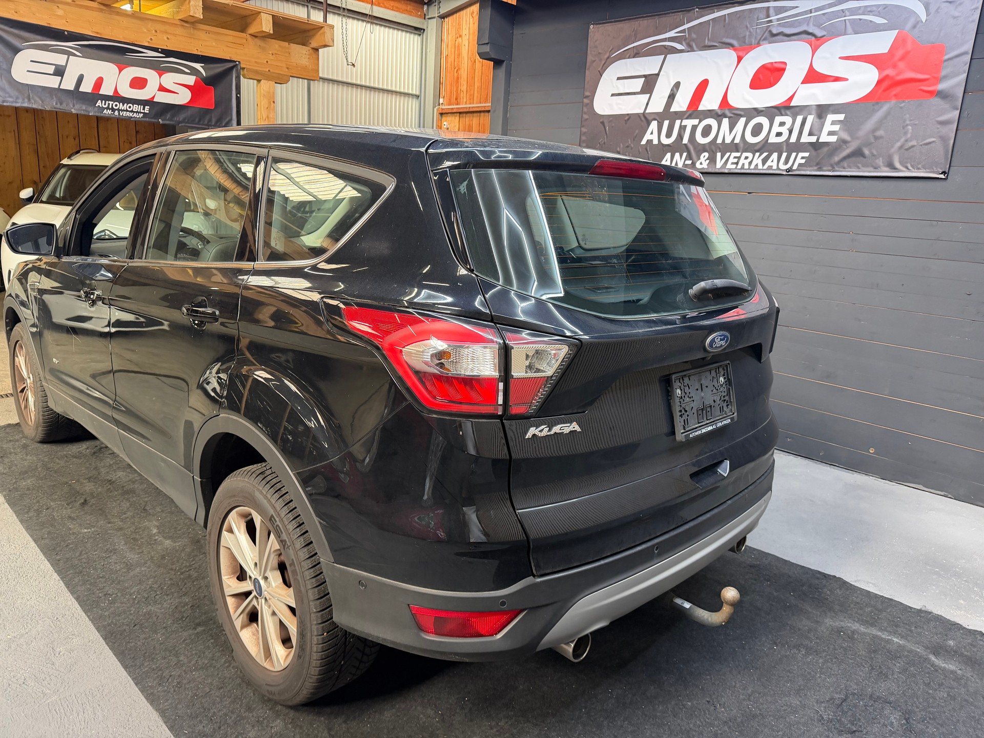 FORD Kuga 2.0 TDCi Titanium 4WD PowerShift-image-5