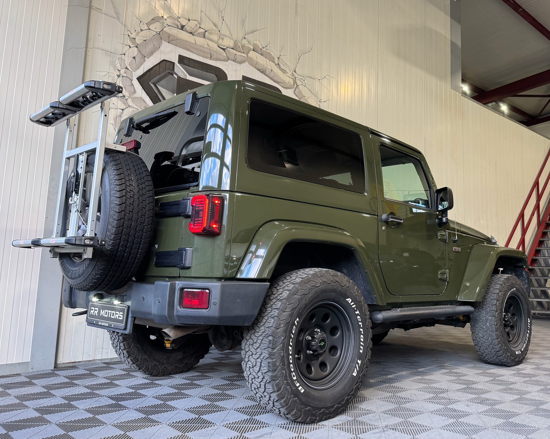 JEEP Wrangler 2.8 CRD 75th Anniversary Automatic-image-4